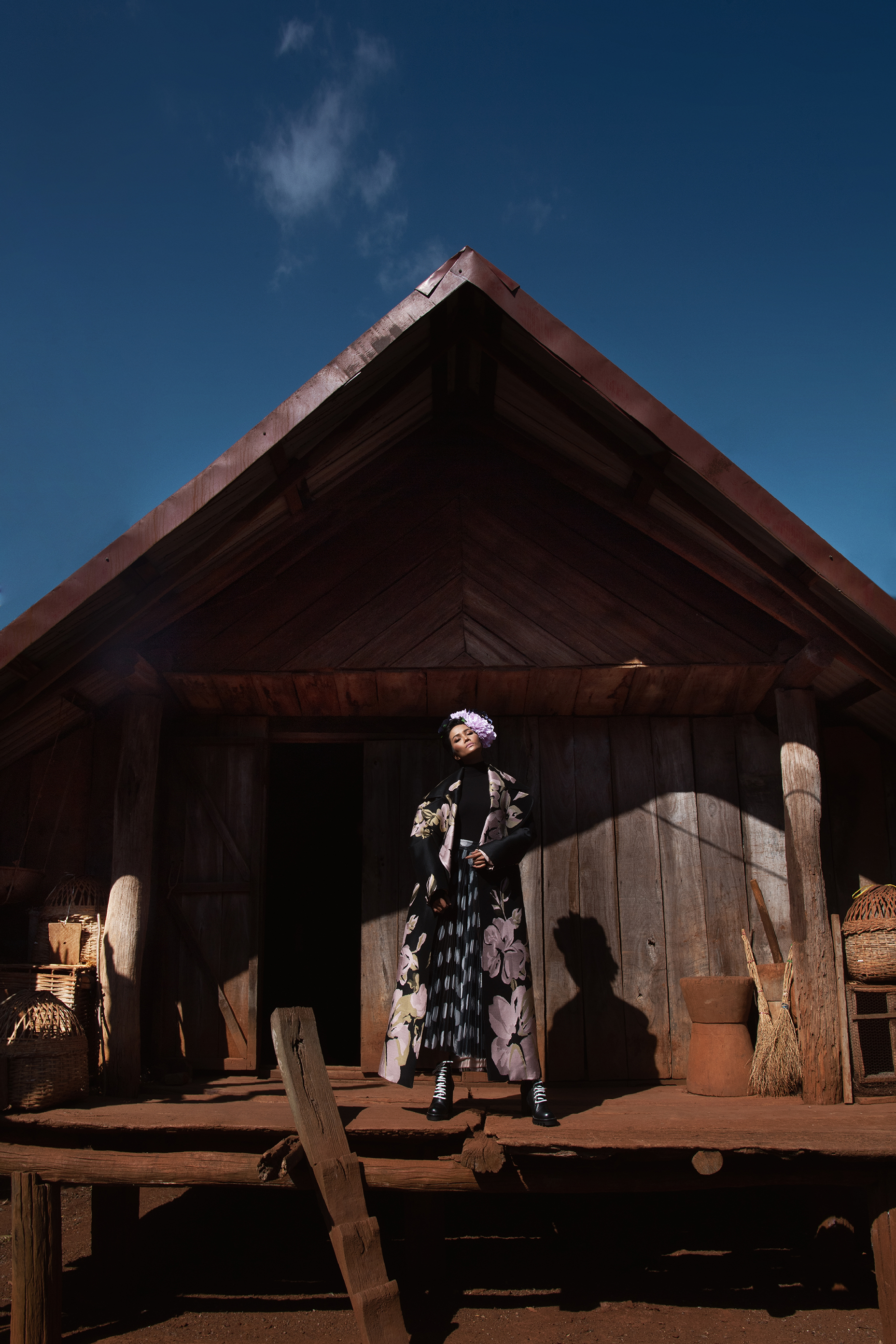 Hoa khoe sắc giữa đại ngàn