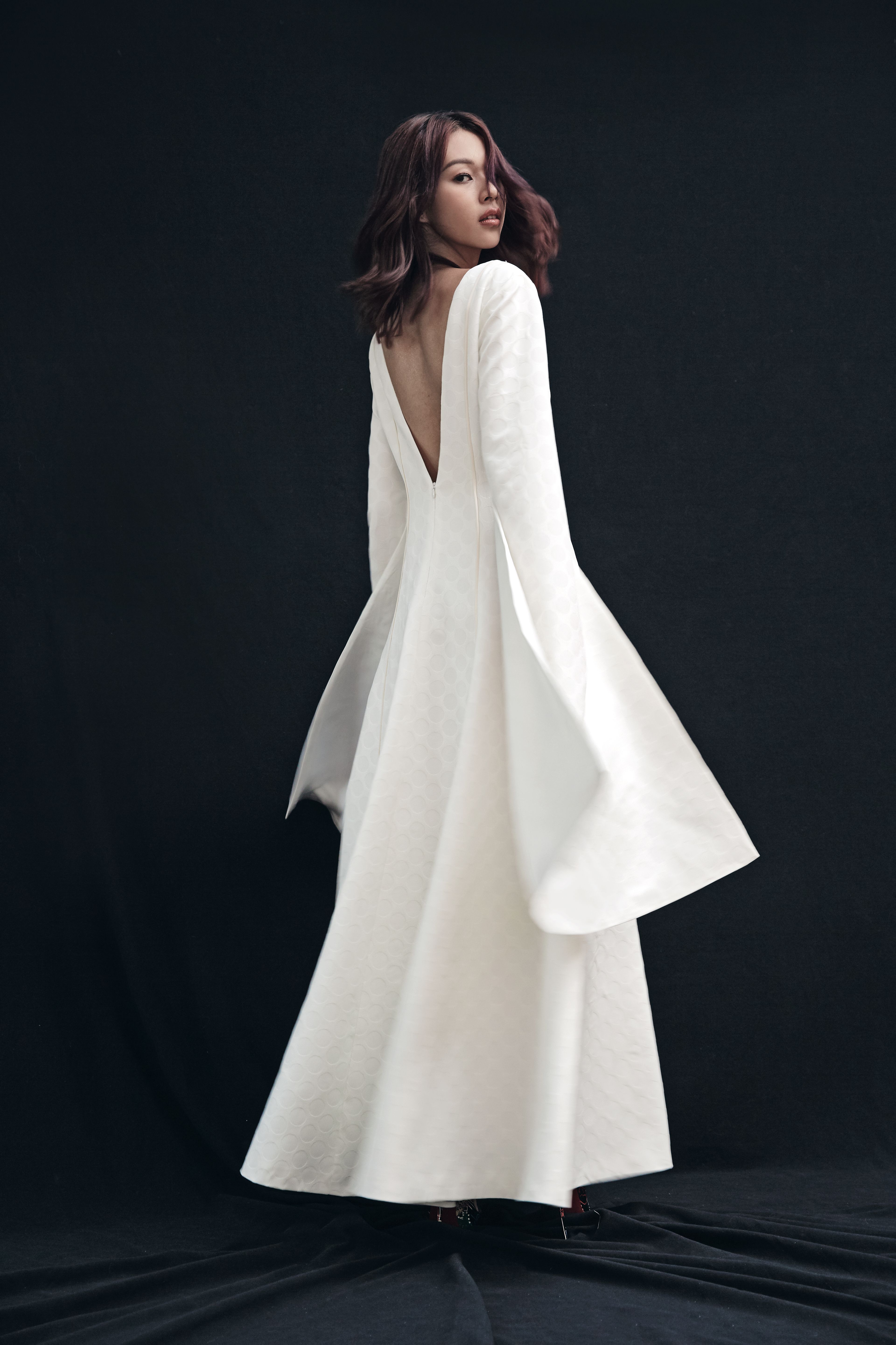 Dazed – Ngẩn Ngơ