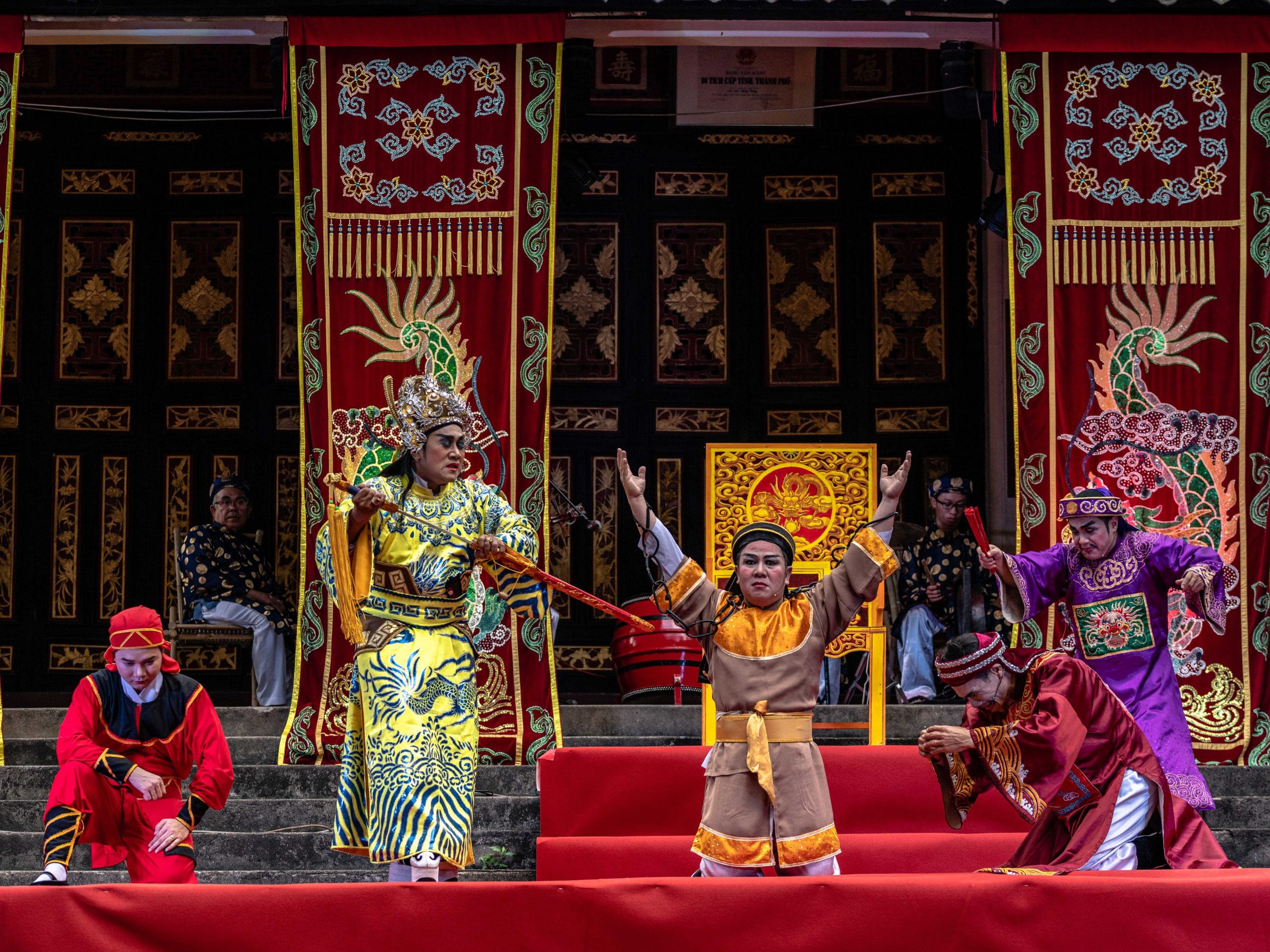 63- Hát bội – Ngô Thanh Quyền