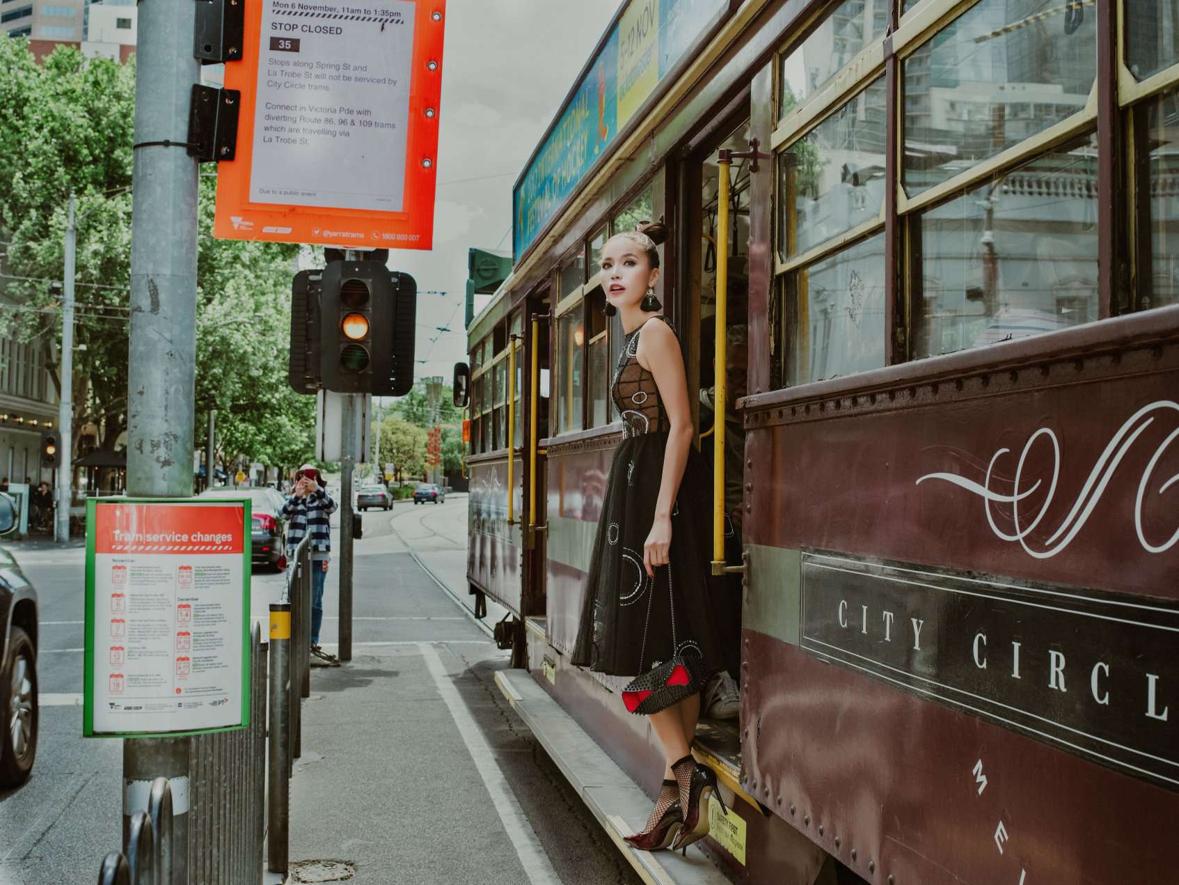 Chuyện của Trái tim và Đôi bàn tay