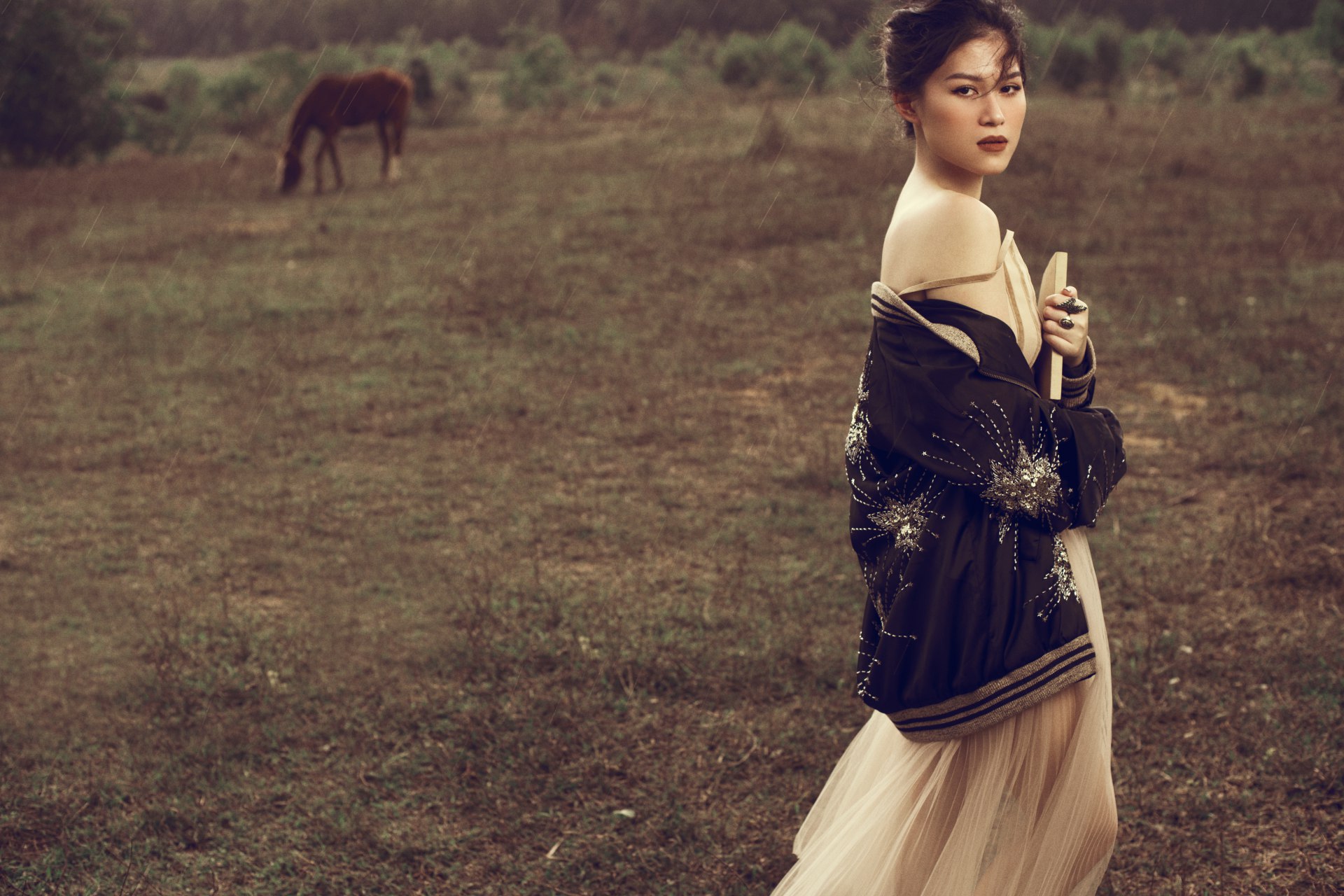 Miền du mục xa xôi