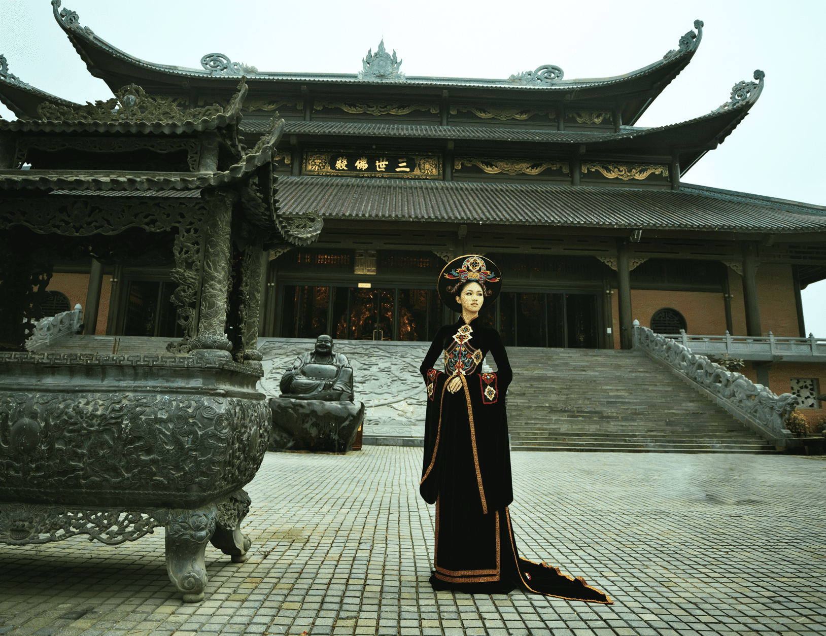 Gấm lụa, xuân sang