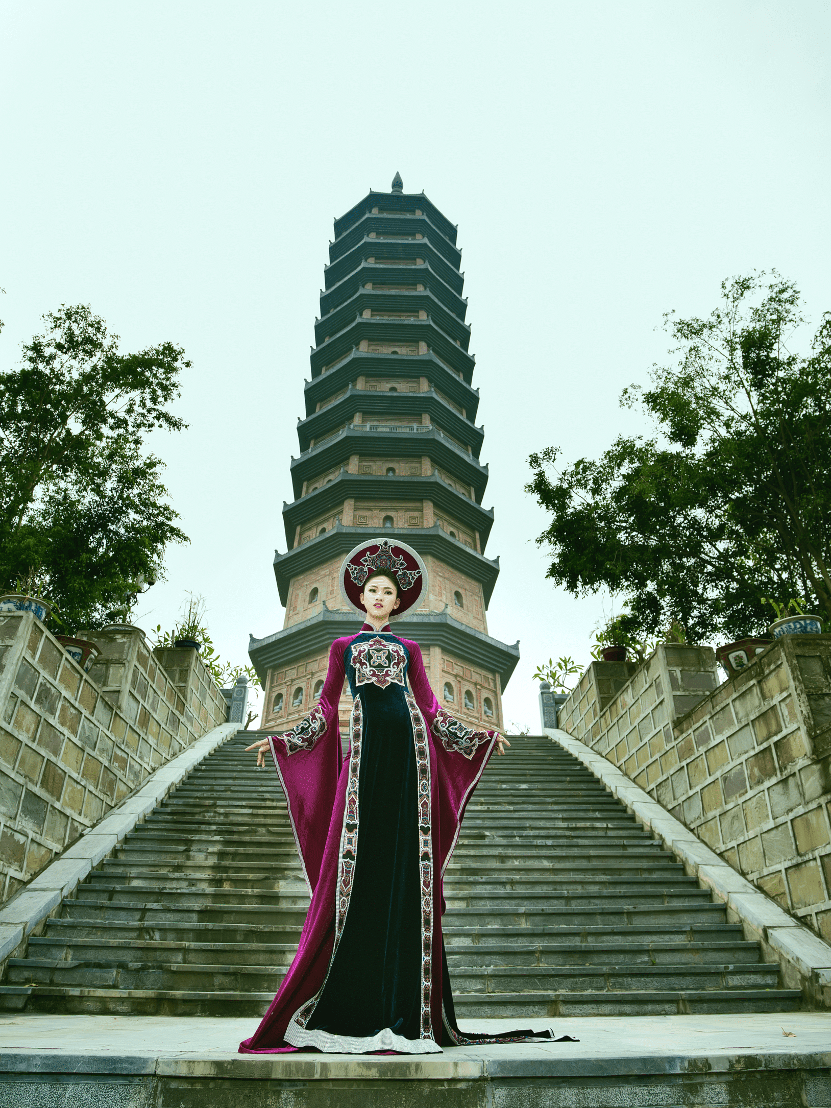 Gấm lụa, xuân sang