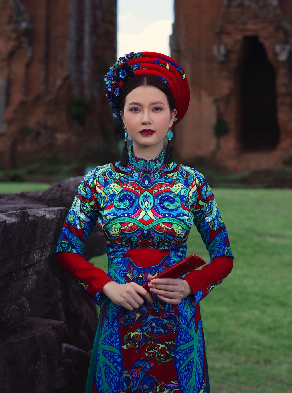 “Phú Quý Niên Hoa”