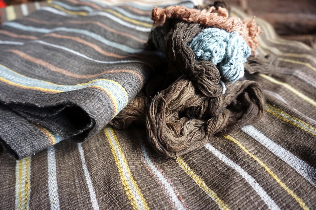 soi-chi-va-vai-tho-cam-a-khoi-phuc