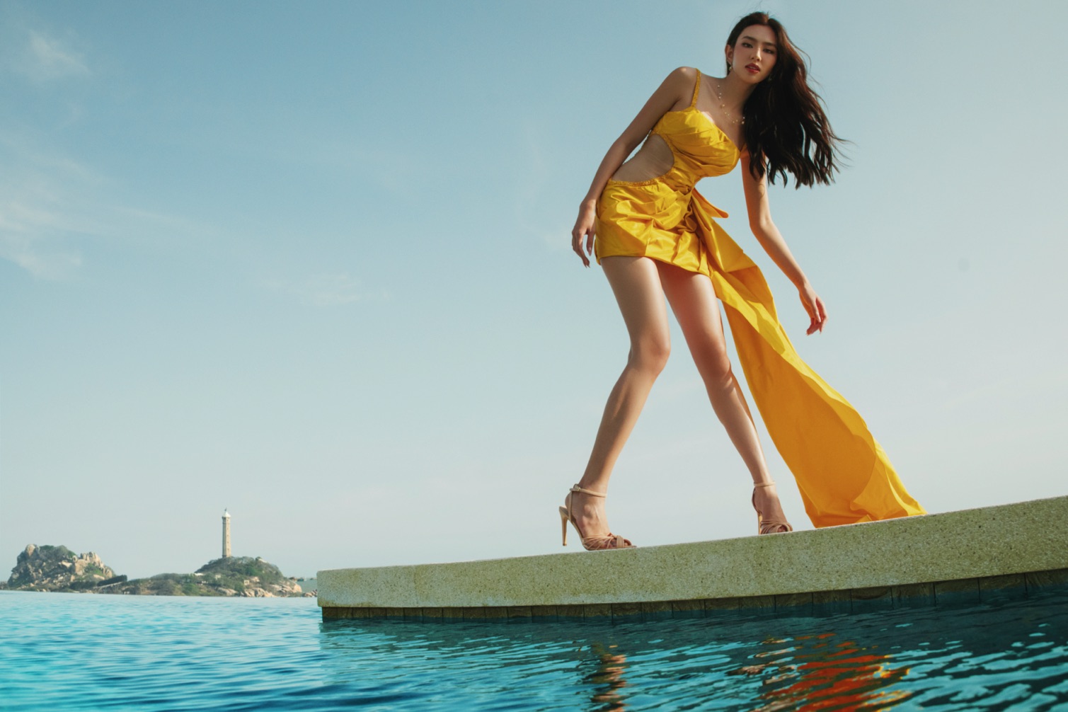 BST Shadow của NTK Lê Thanh Hòa