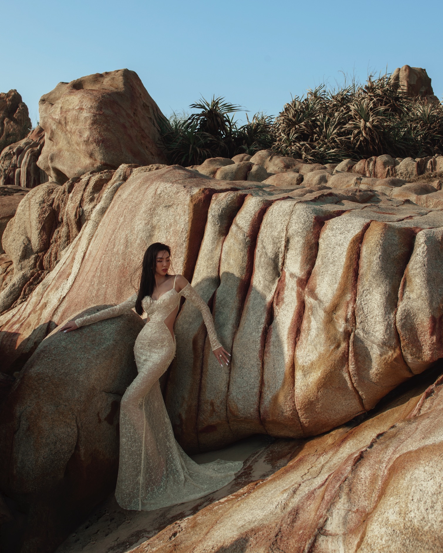 BST Shadow của NTK Lê Thanh Hòa