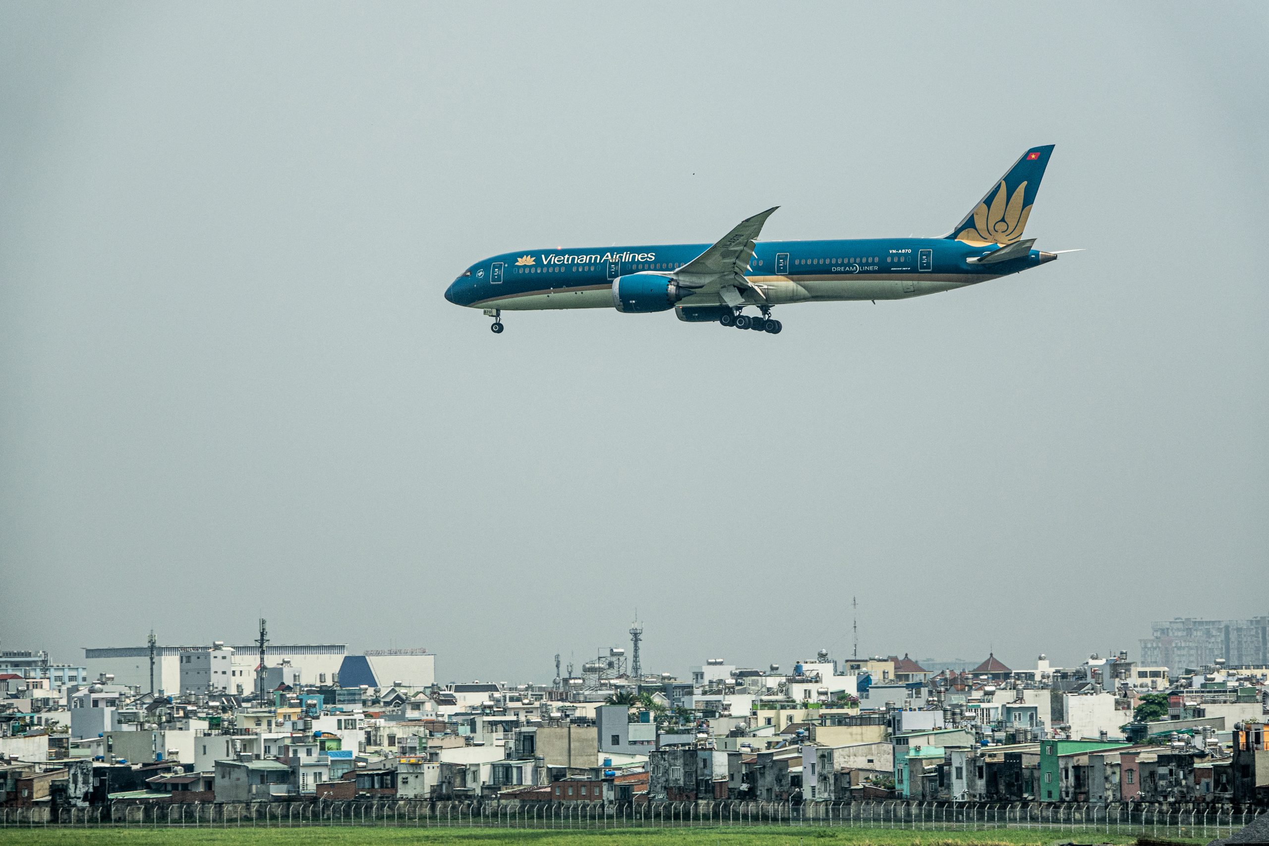 1. Chuẩn bị hạ cánh – Nguyễn Văn Tuấn