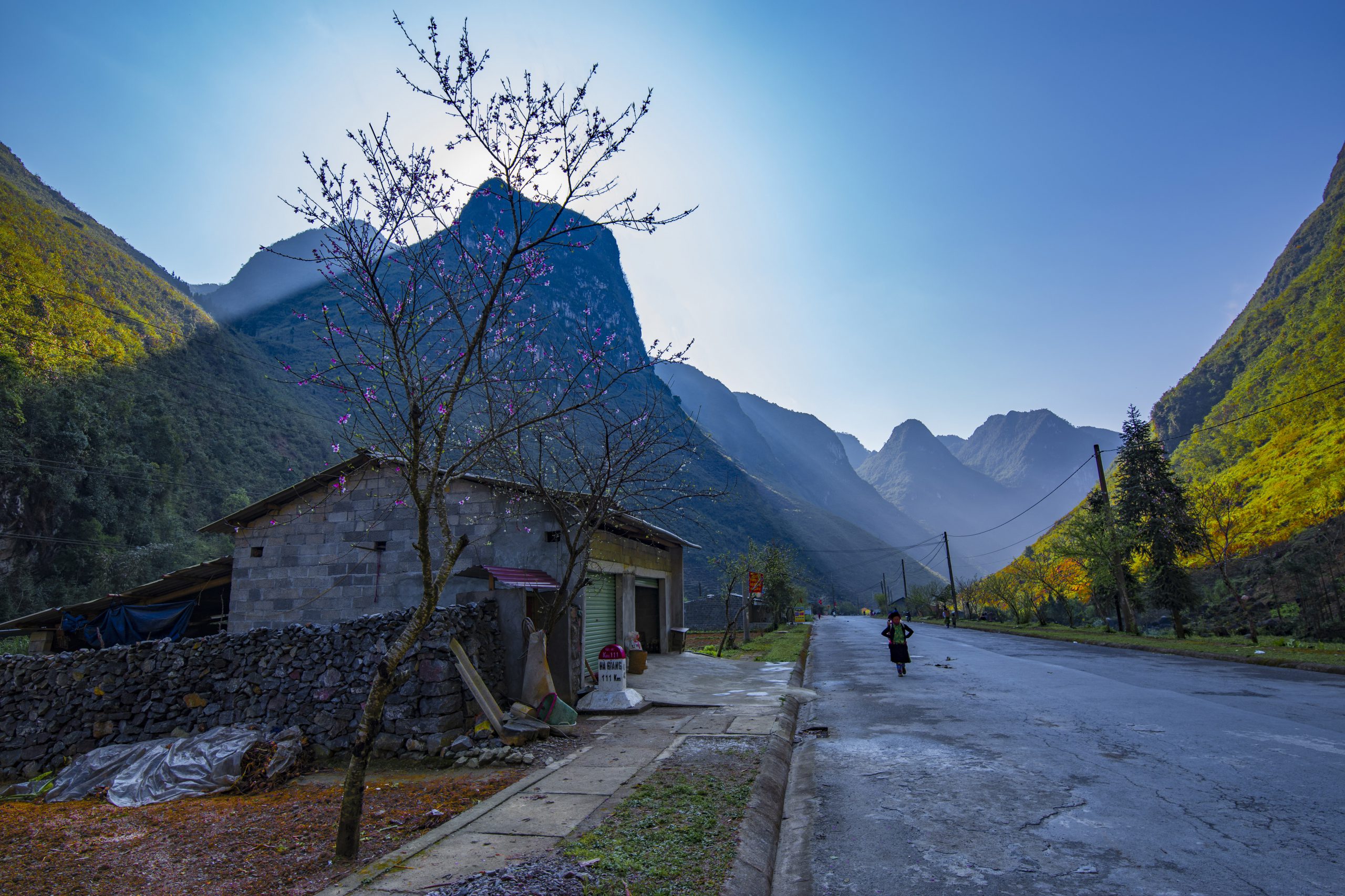 71.Hà Giang nơi đá nở Hoa – Nguyễn Anh Tuấn
