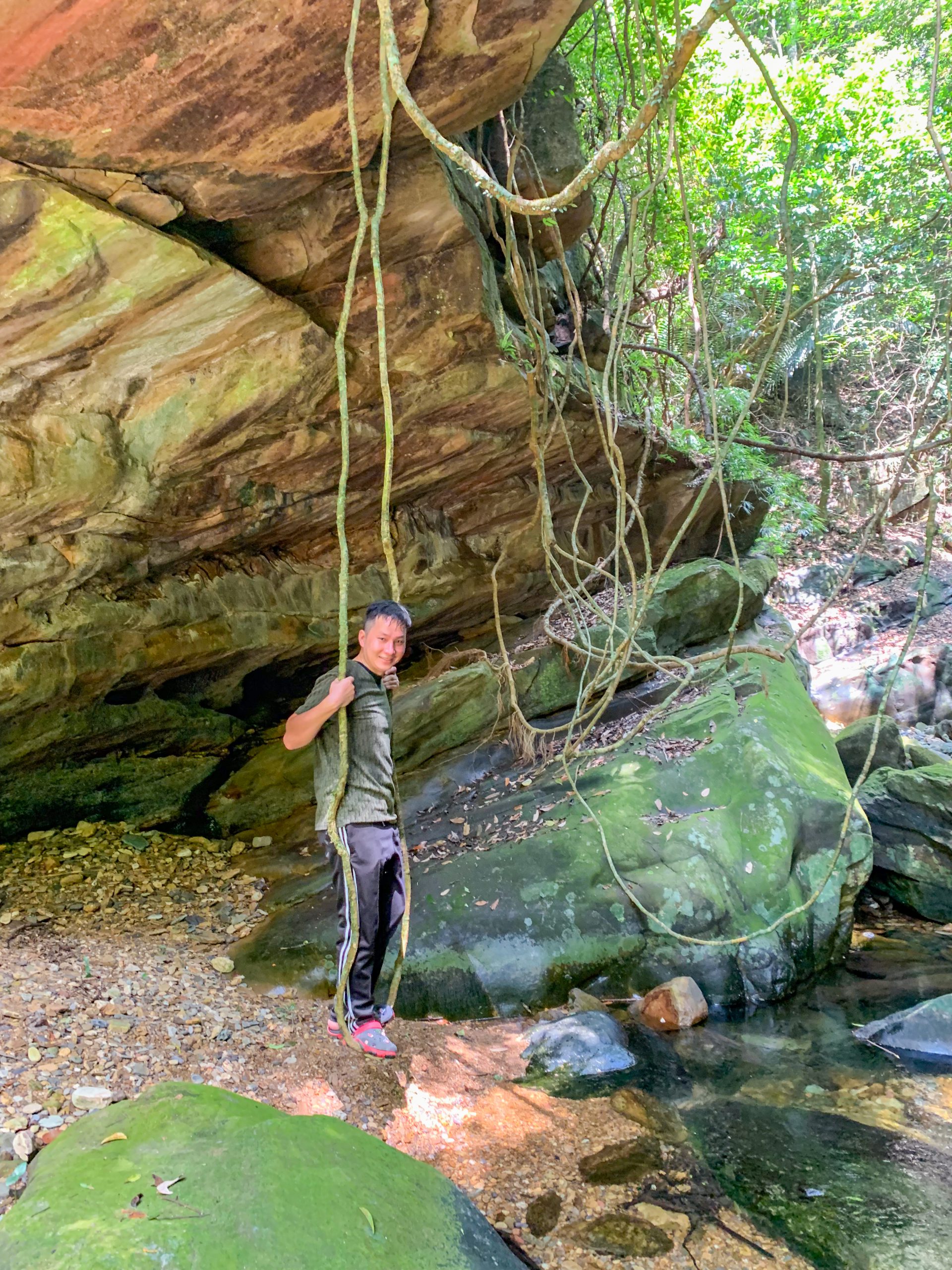 Đi tìm thác suối