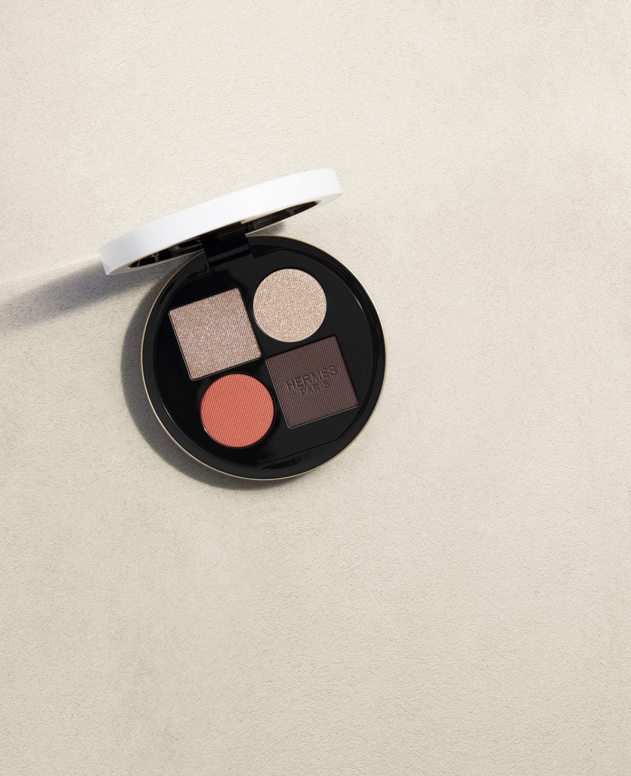 Le Regard Hermès - Still Life © Robbie Lawrence (3)