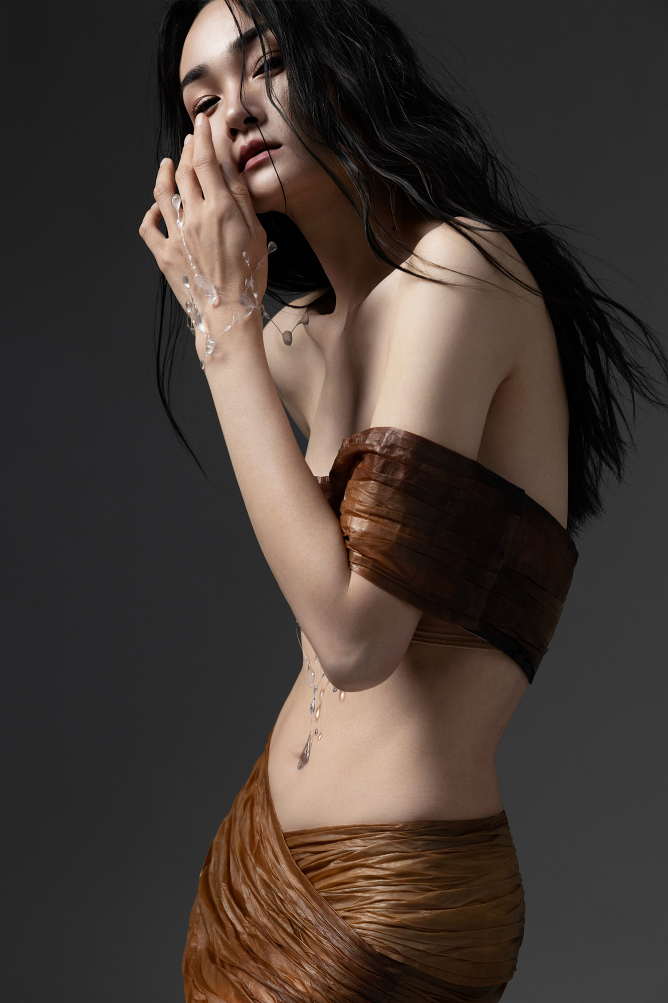 Thương hiệu Việt mang chất liệu bền vững đến với London Fashion Week