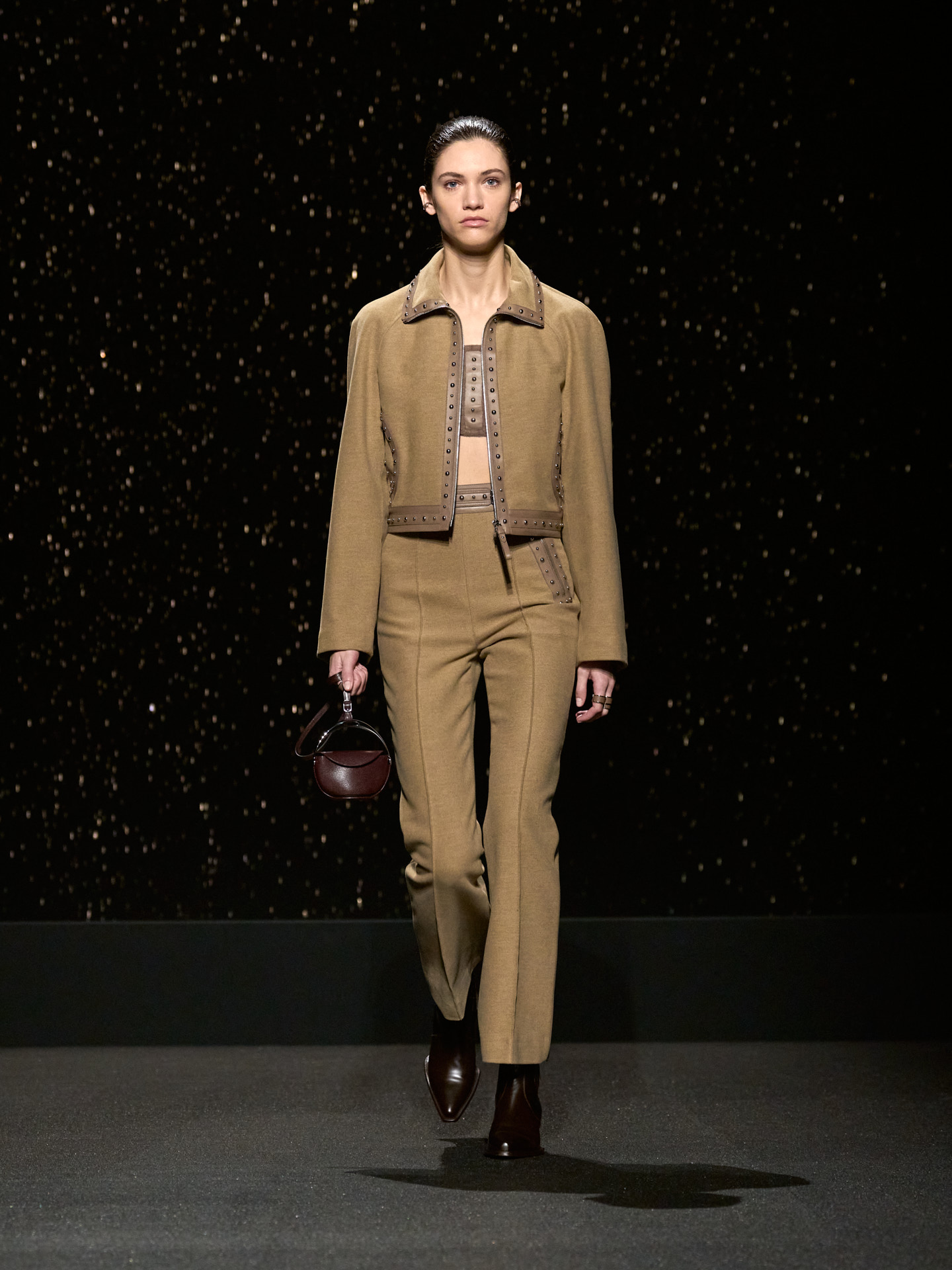 HERMES_WRTW_FW24_Runway_FilippoFior_37