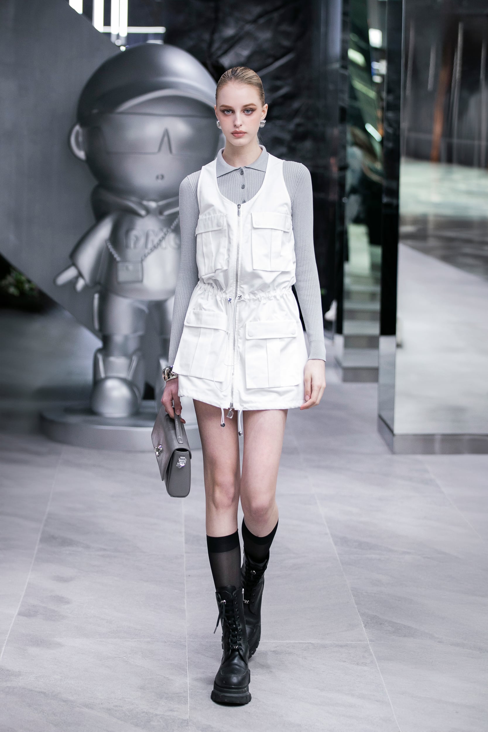 DMC trở lại với loạt thiết kế “New Gen”