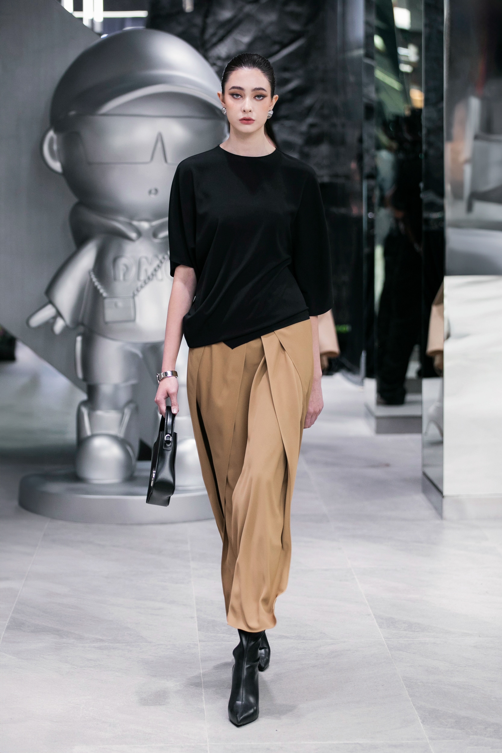 DMC trở lại với loạt thiết kế “New Gen”