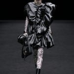 Những thiết kế táo bạo của Đỗ Mạnh Cường trên sàn diễn tại Thượng Hải