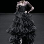 Những thiết kế táo bạo của Đỗ Mạnh Cường trên sàn diễn tại Thượng Hải