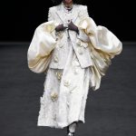 Những thiết kế táo bạo của Đỗ Mạnh Cường trên sàn diễn tại Thượng Hải