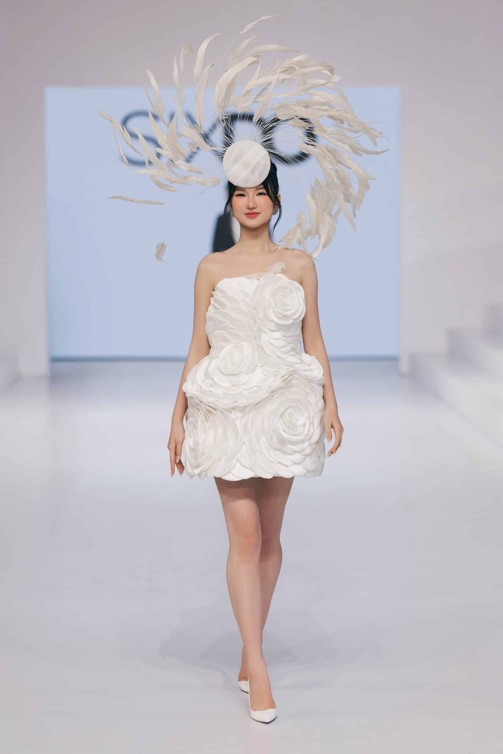 ”From Yes To Forever” của Đỗ Mạnh Cường