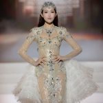 Vietnam Couture Fashion Week mở màn với BST váy cưới của NTK Chung Thanh Phong