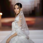 Vietnam Couture Fashion Week mở màn với BST váy cưới của NTK Chung Thanh Phong