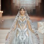 Vietnam Couture Fashion Week mở màn với BST váy cưới của NTK Chung Thanh Phong