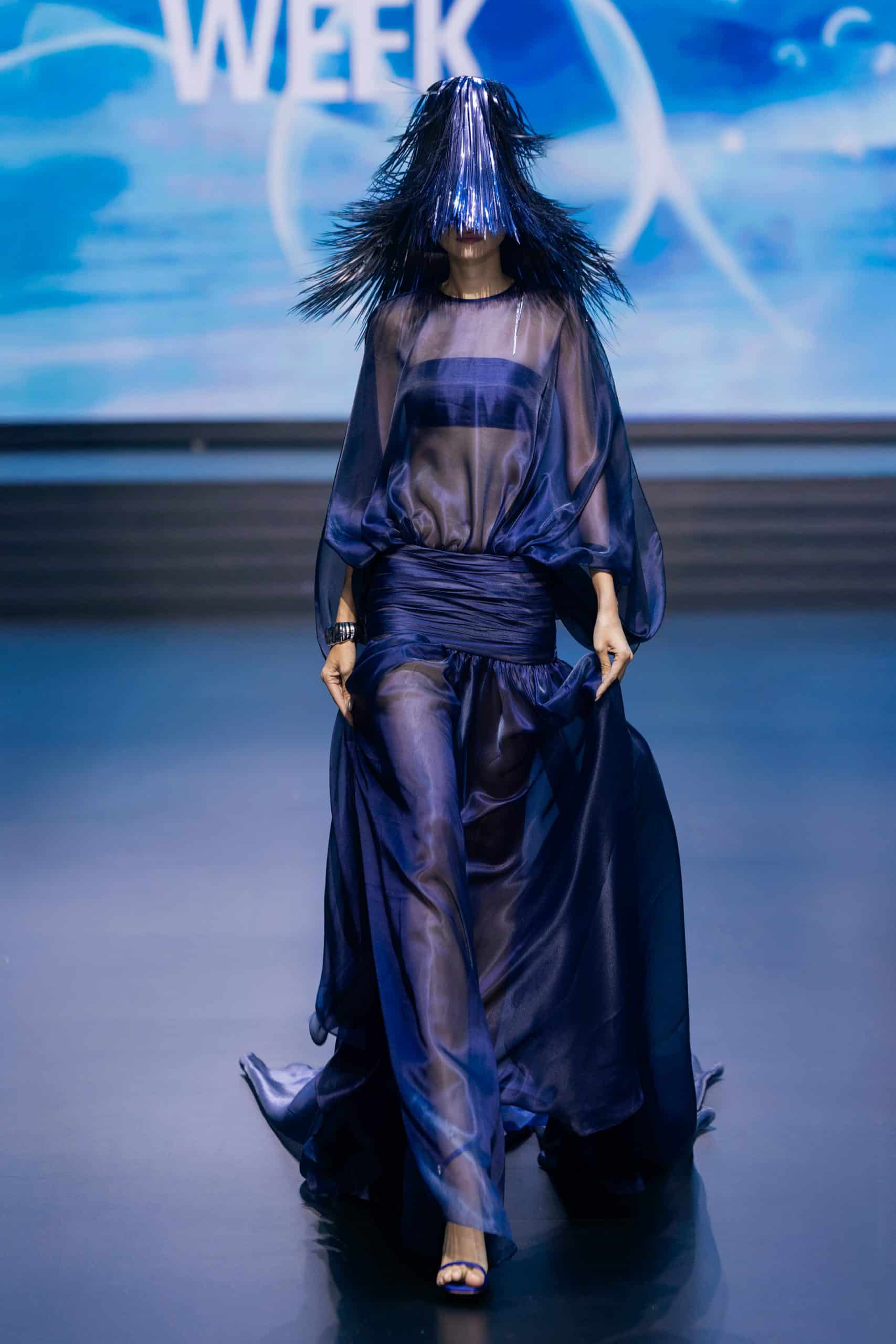 BST “The Light Of Water” tại Aquafina Vietnam International Fashion Week