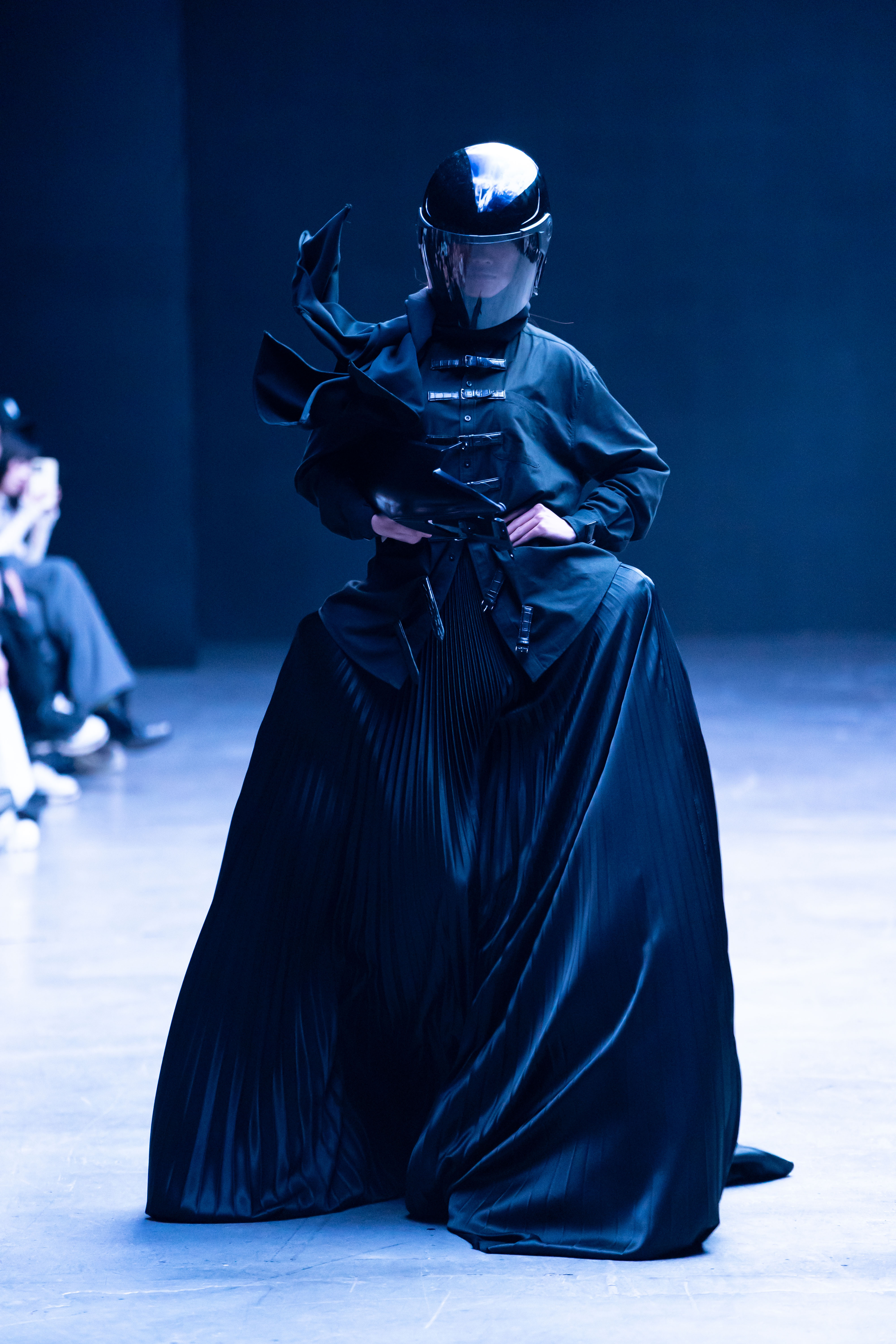 BST “DUC STUDIO – Hiệp Sĩ Đường Phố” – Những bộ giáp thời trang trên đường phố