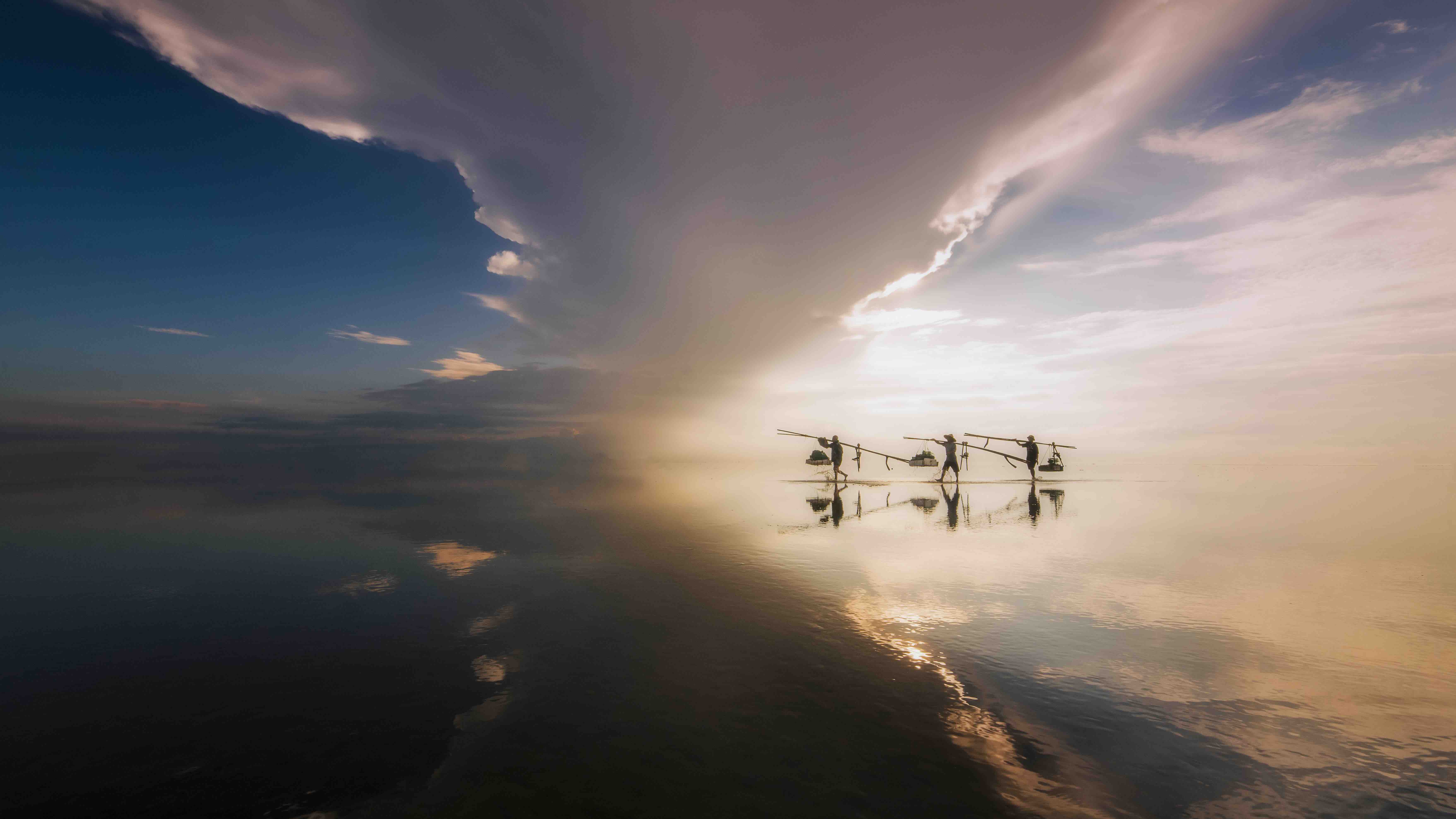 Sớm mai trên biển