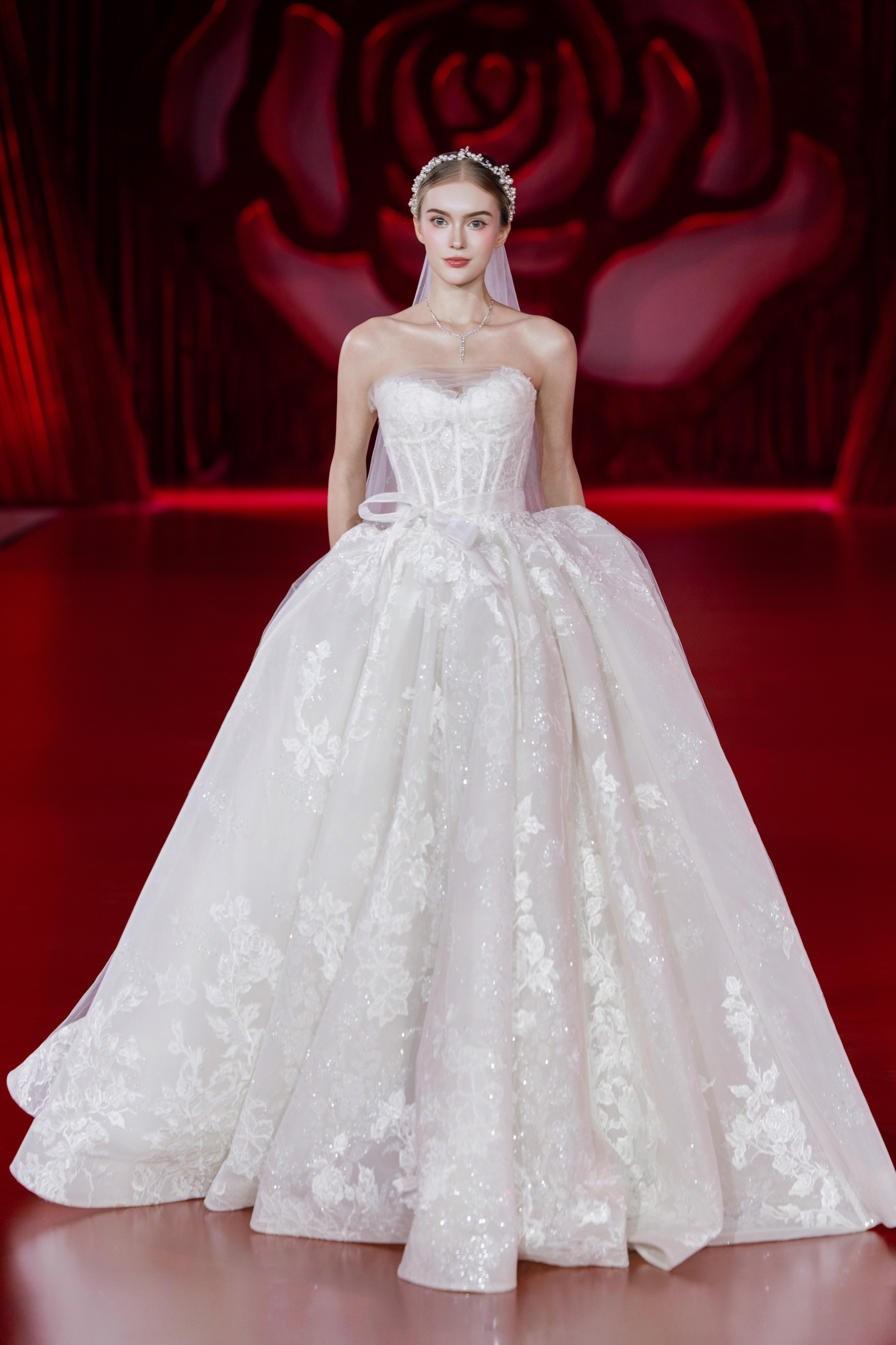 BST “La Dorée”của NTK Phương Linh