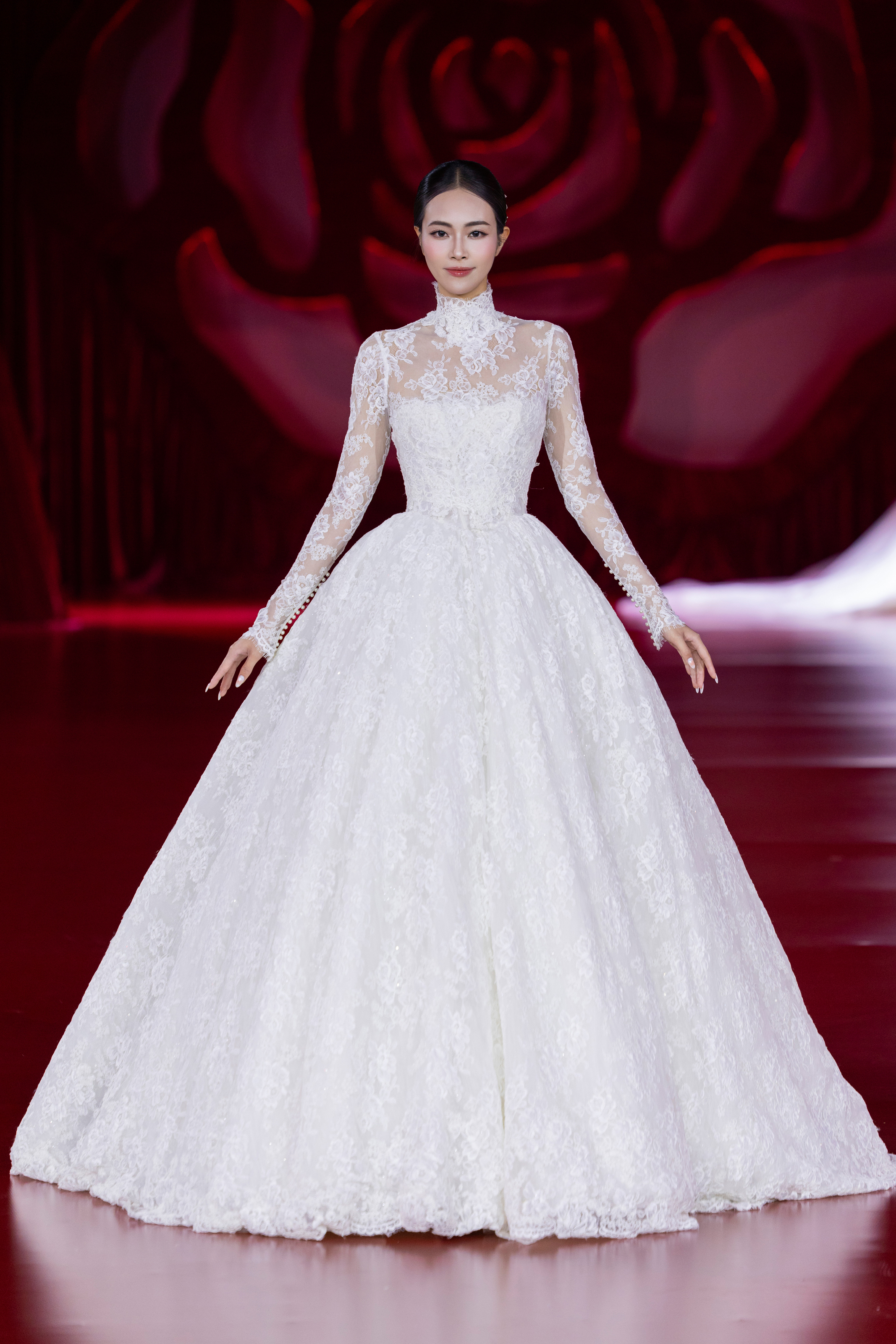 BST “La Dorée”của NTK Phương Linh