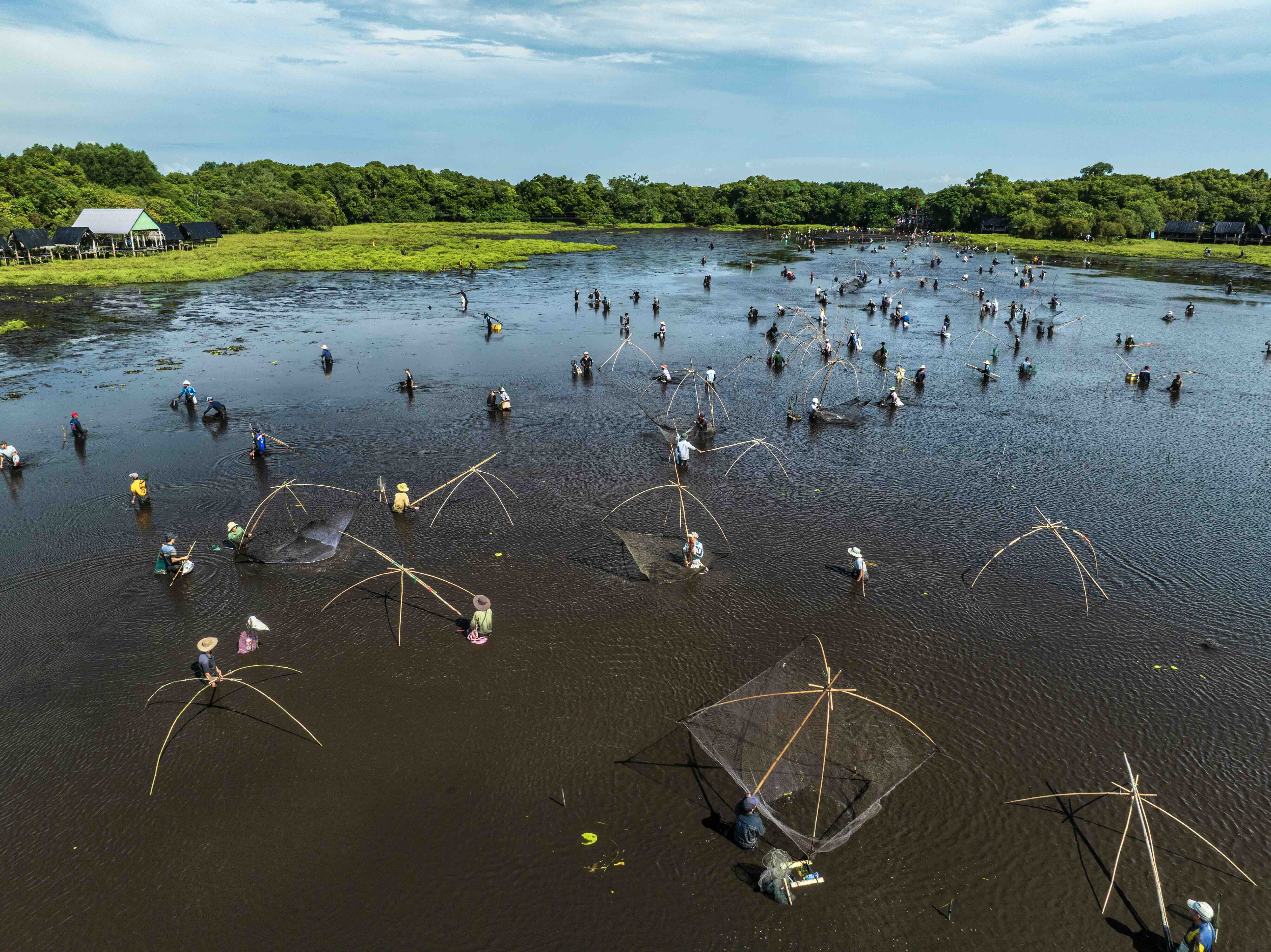 Về Trà Lộc phá trằm