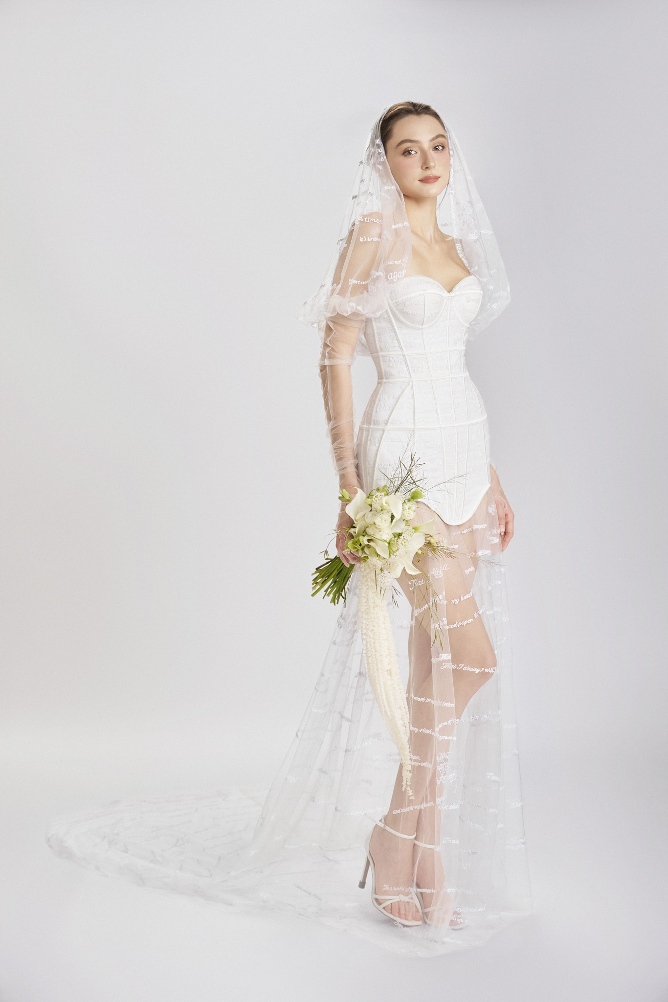 Bộ sưu tập “LOVE No.5 – Love Letter”của Lê Thanh Hòa