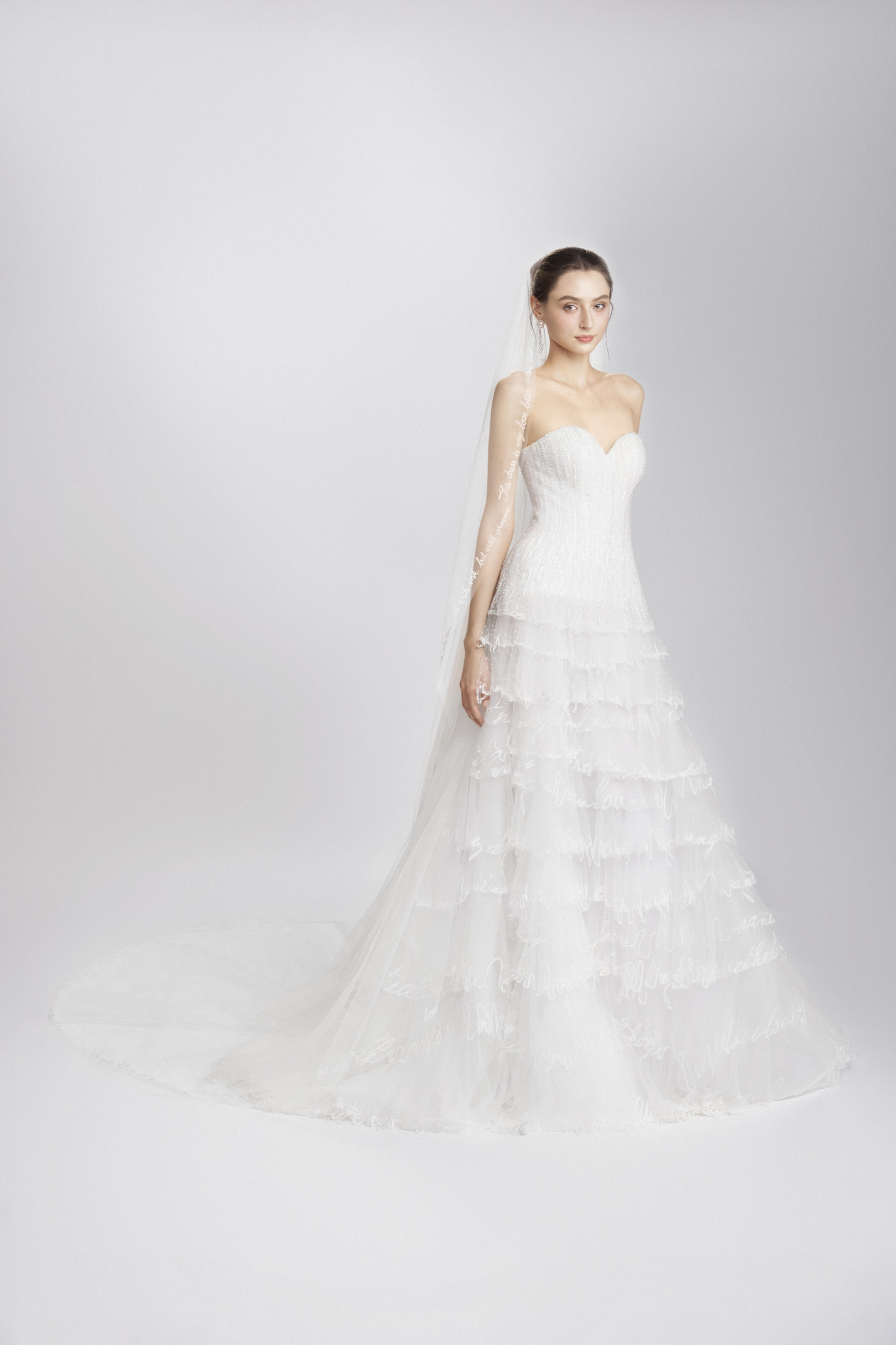 Bộ sưu tập “LOVE No.5 – Love Letter”của Lê Thanh Hòa