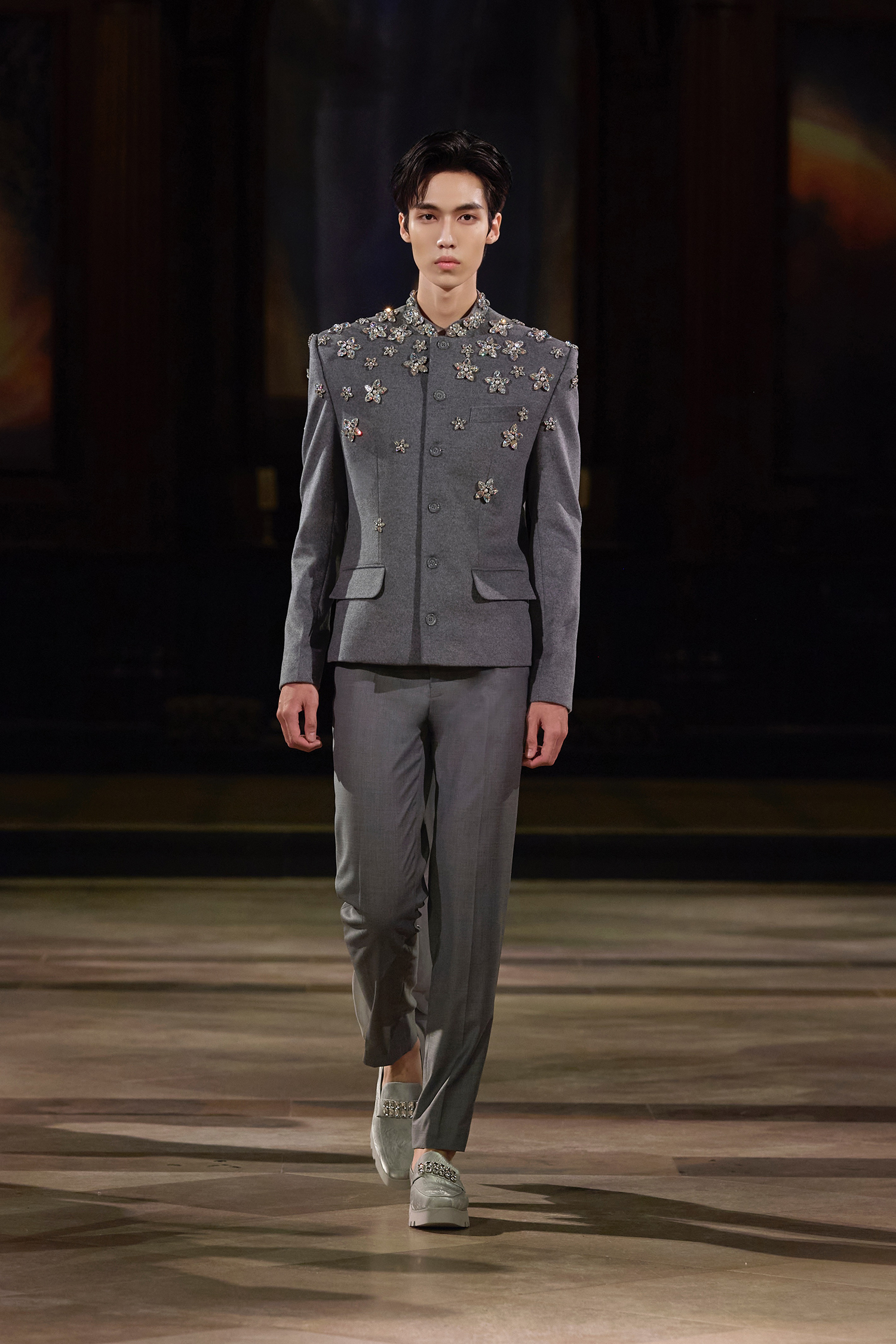 Bộ sưu tập “Xuân, Hạ, Thu, Đông,… và Xuân”của TRAN HUNG