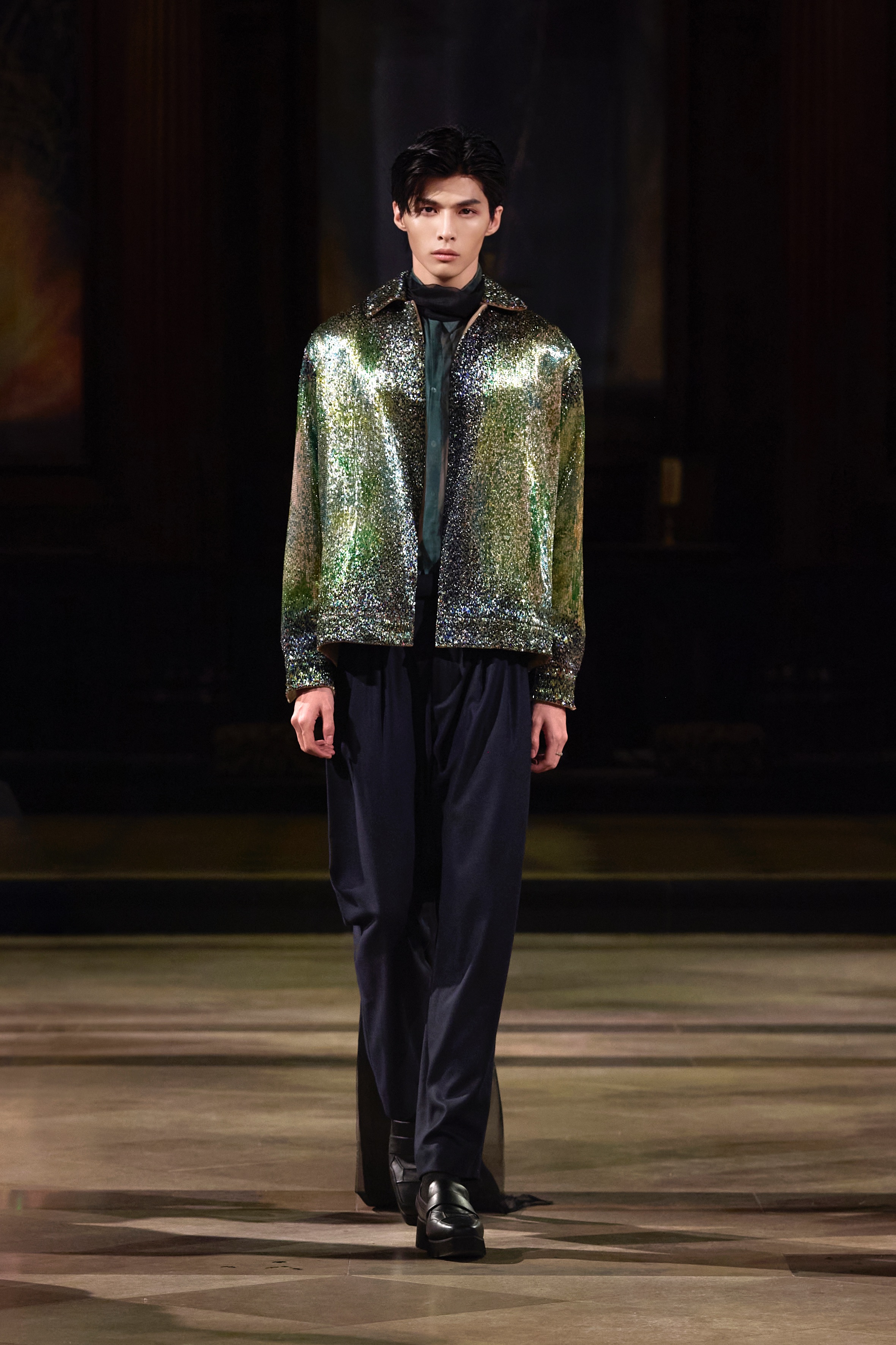 Bộ sưu tập “Xuân, Hạ, Thu, Đông,… và Xuân”của TRAN HUNG