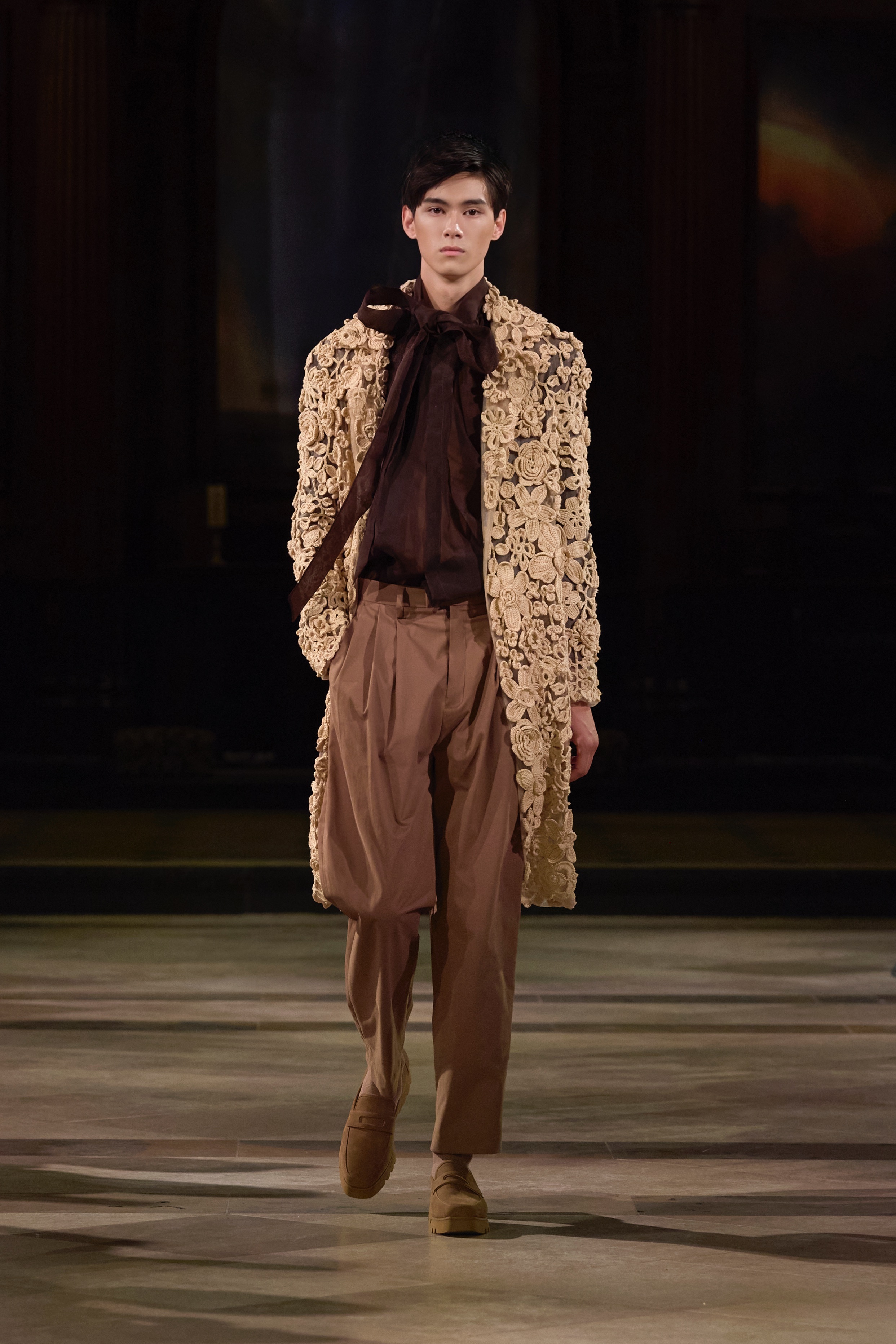 Bộ sưu tập “Xuân, Hạ, Thu, Đông,… và Xuân”của TRAN HUNG