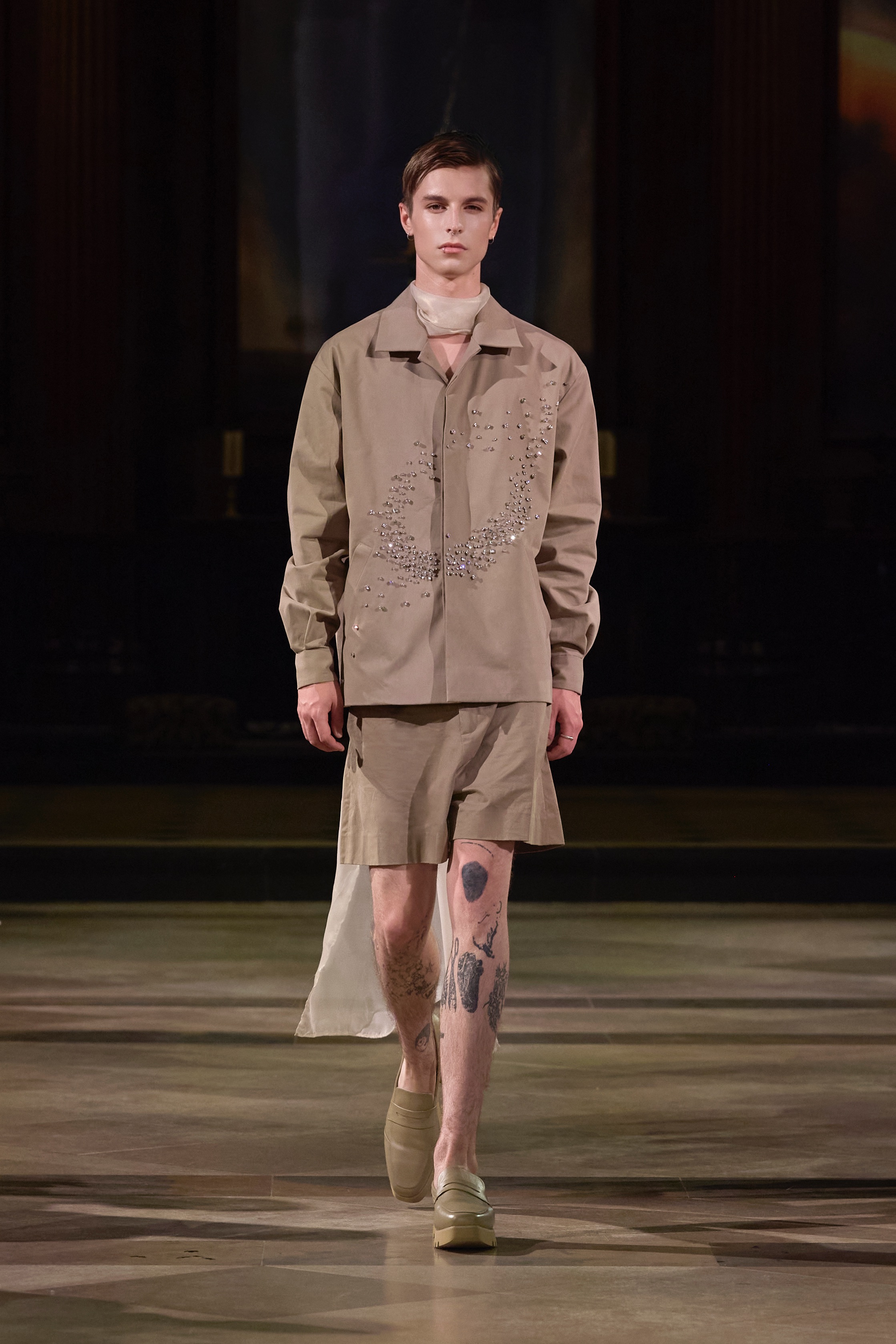 Bộ sưu tập “Xuân, Hạ, Thu, Đông,… và Xuân”của TRAN HUNG