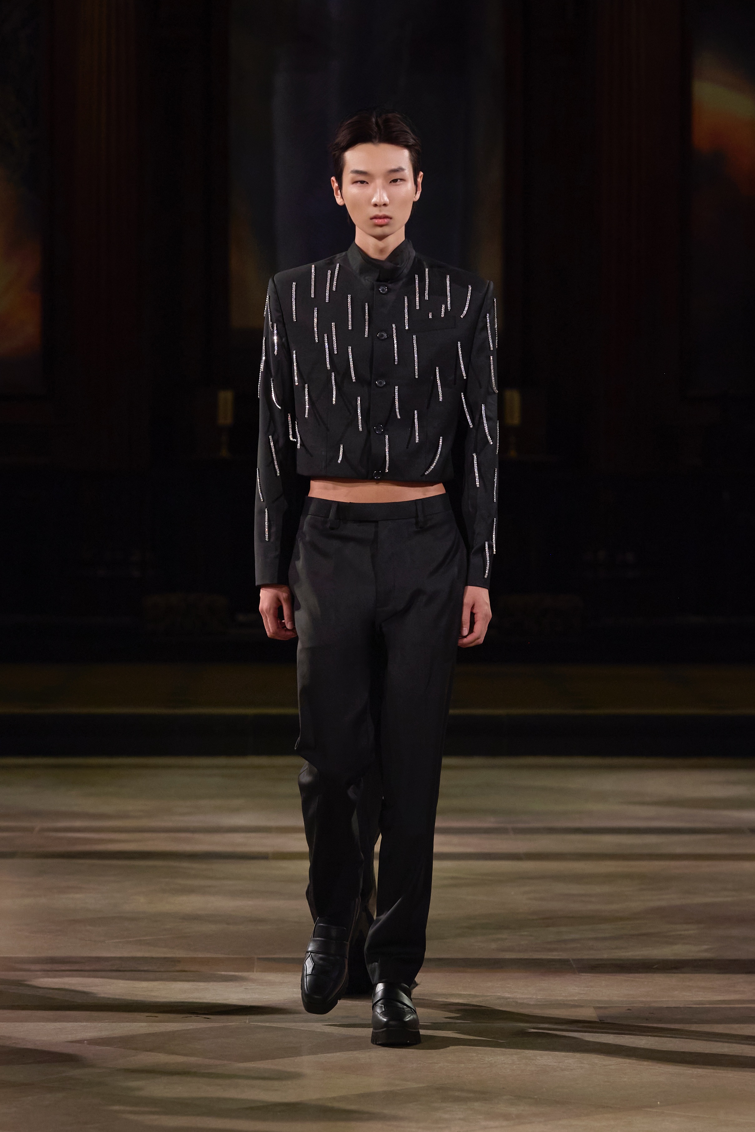 Bộ sưu tập “Xuân, Hạ, Thu, Đông,… và Xuân”của TRAN HUNG