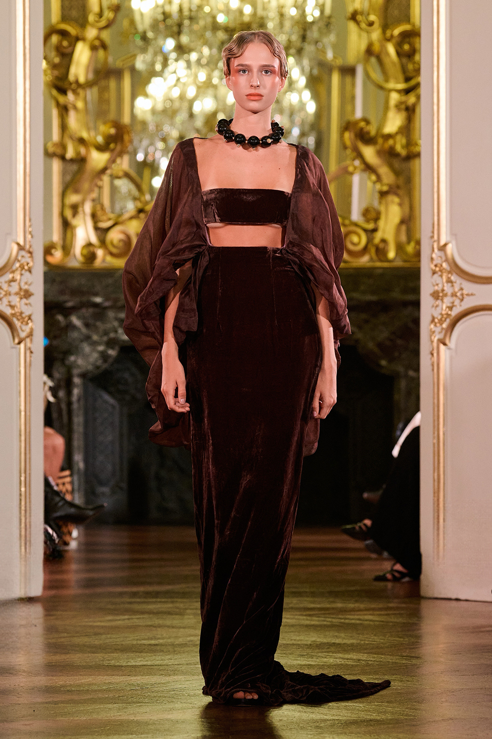 Bộ sưu tập “Stairway to Heaven – Nấc thang lên Thiên đường” của Hà Linh Thư