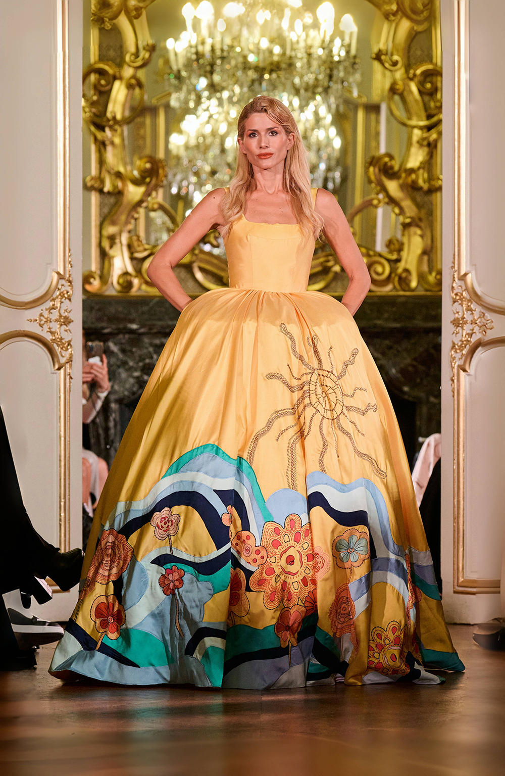 Bộ sưu tập “Stairway to Heaven – Nấc thang lên Thiên đường” của Hà Linh Thư