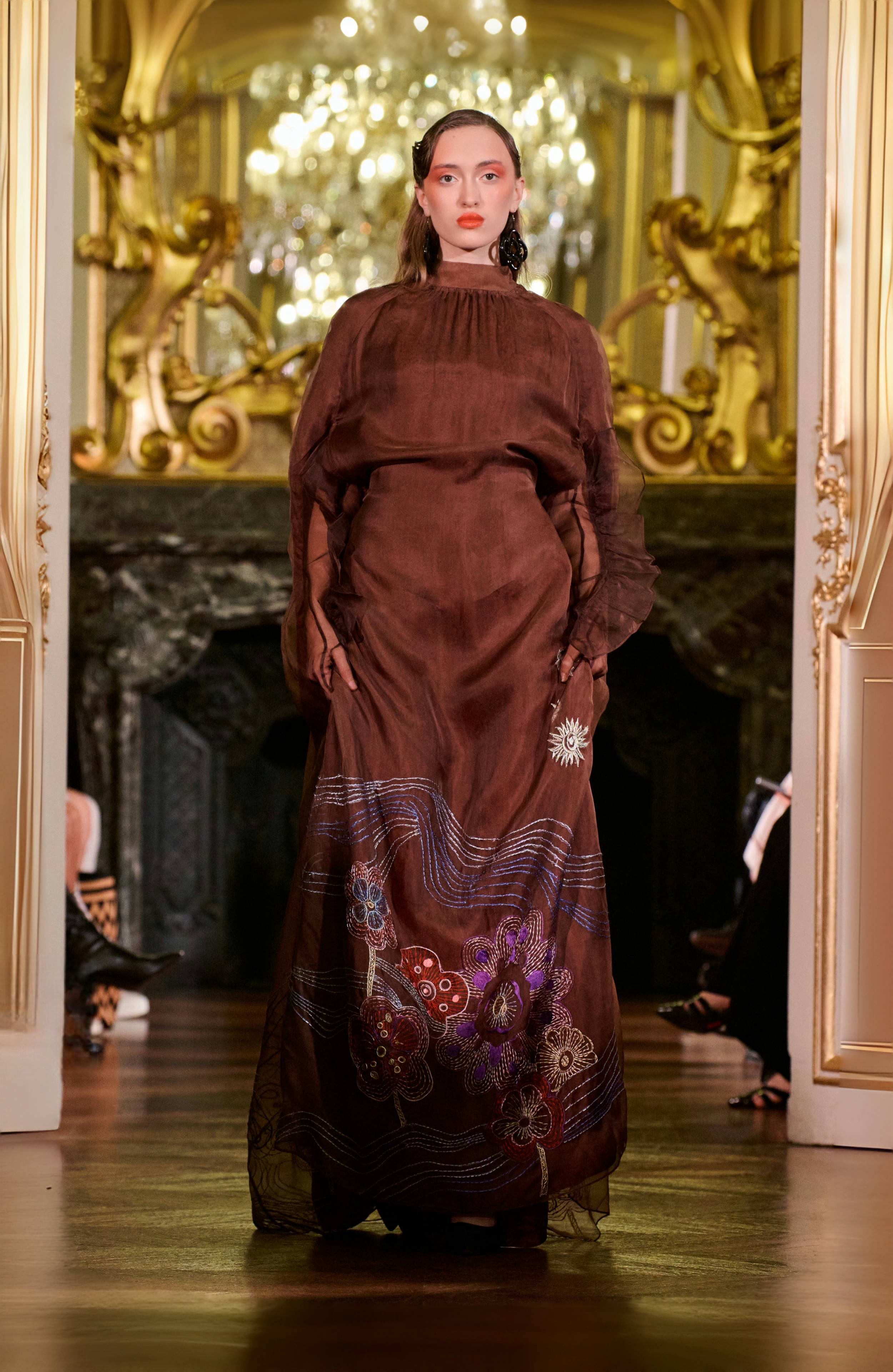 Bộ sưu tập “Stairway to Heaven – Nấc thang lên Thiên đường” của Hà Linh Thư