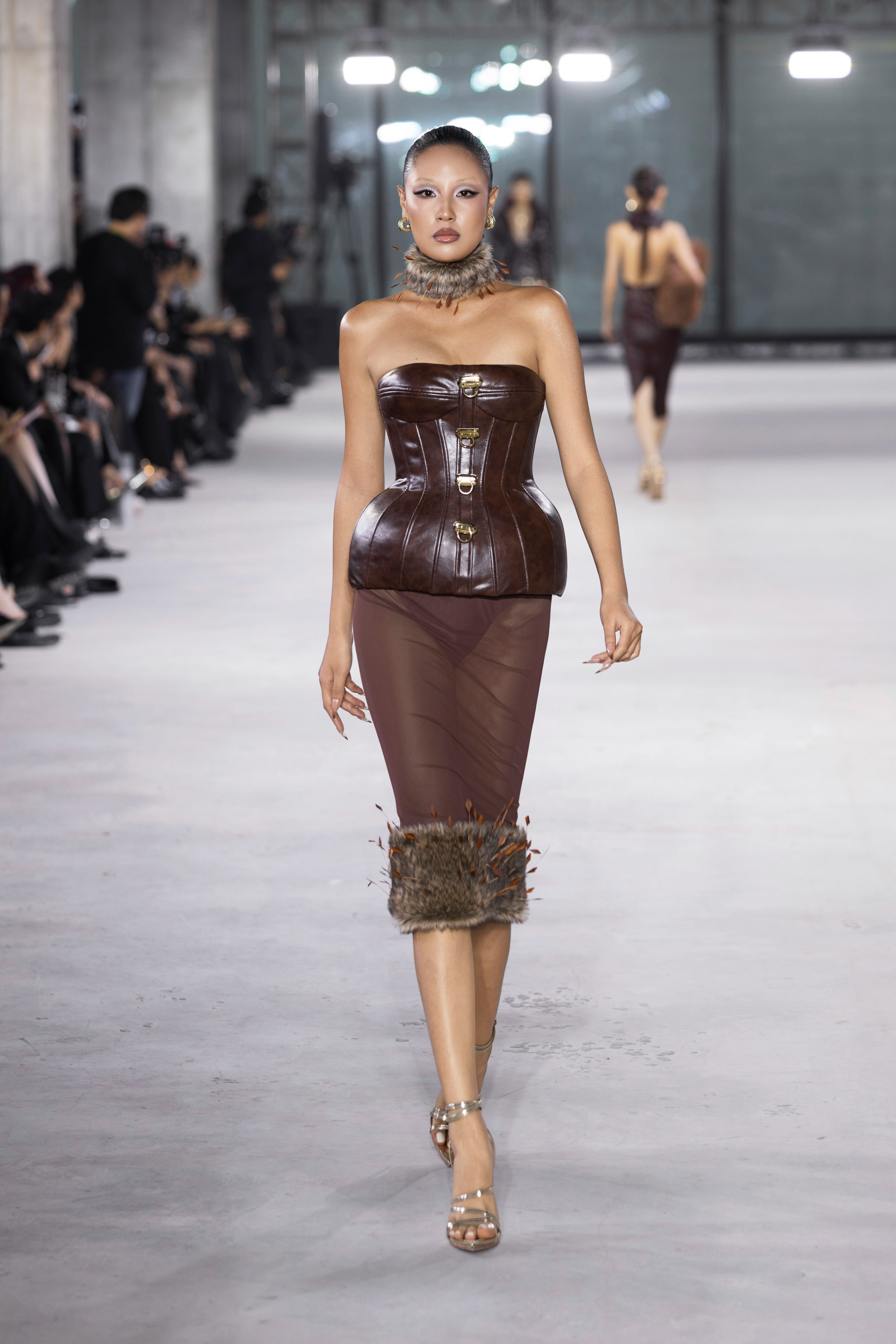 NTK Đỗ Long trình làng bộ sưu tập “Emerge” lấy cảm hứng từ sự tái sinh