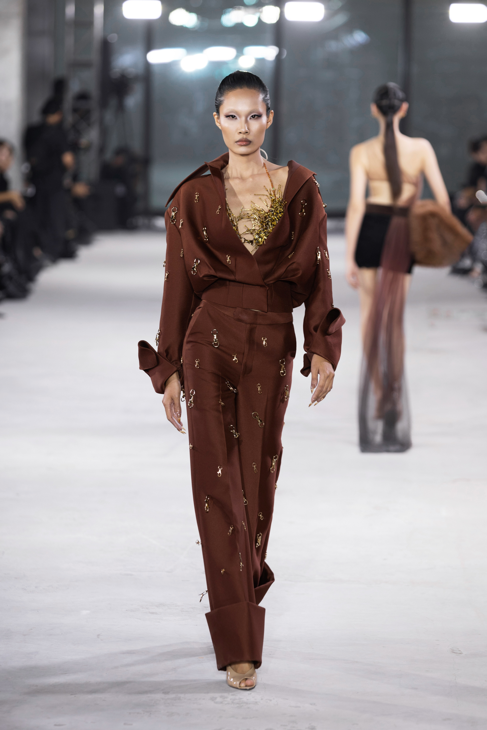 NTK Đỗ Long trình làng bộ sưu tập “Emerge” lấy cảm hứng từ sự tái sinh