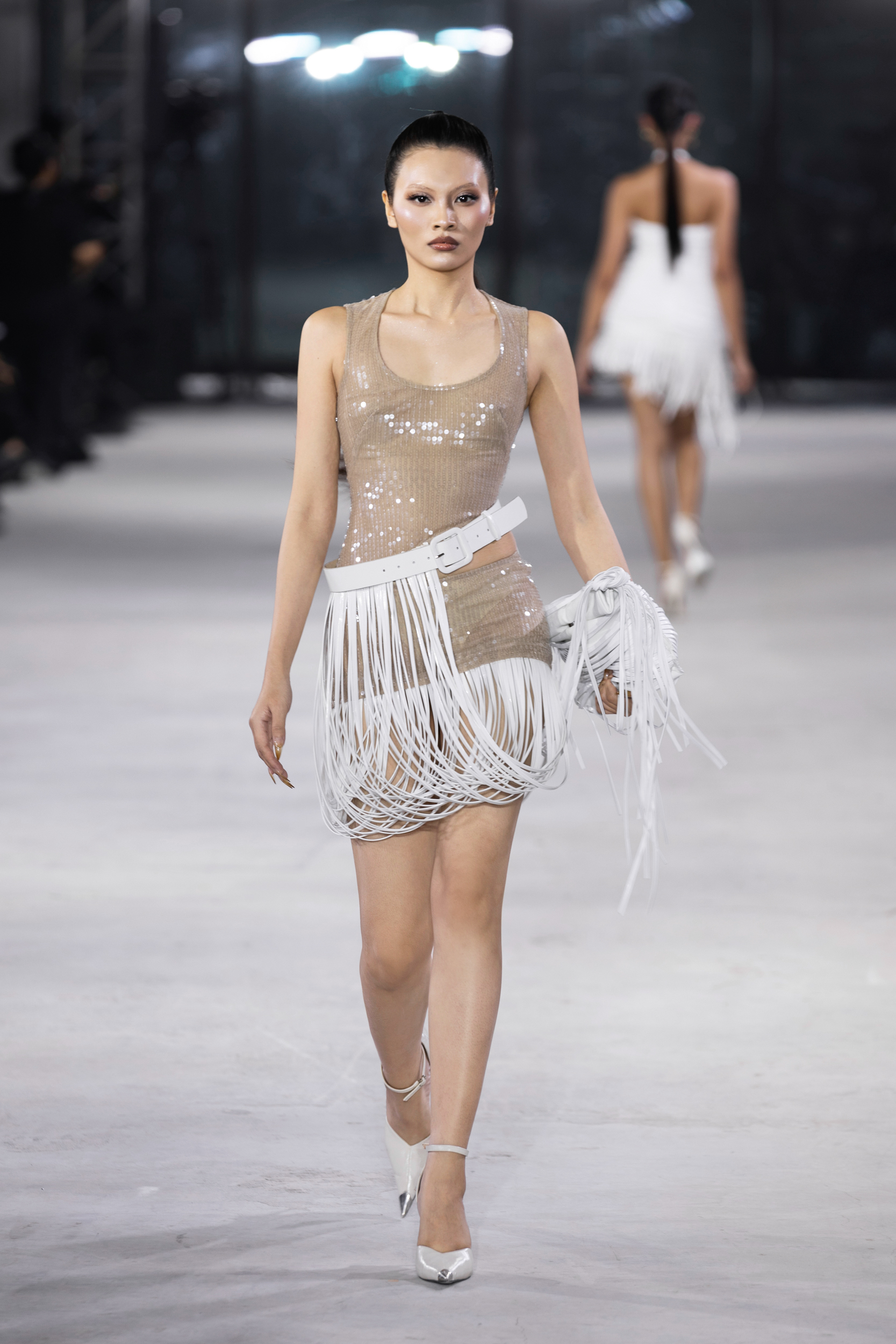 NTK Đỗ Long trình làng bộ sưu tập “Emerge” lấy cảm hứng từ sự tái sinh