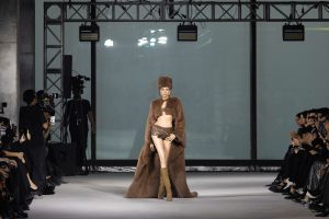 NTK Đỗ Long trình làng bộ sưu tập “Emerge” lấy cảm hứng từ sự tái sinh